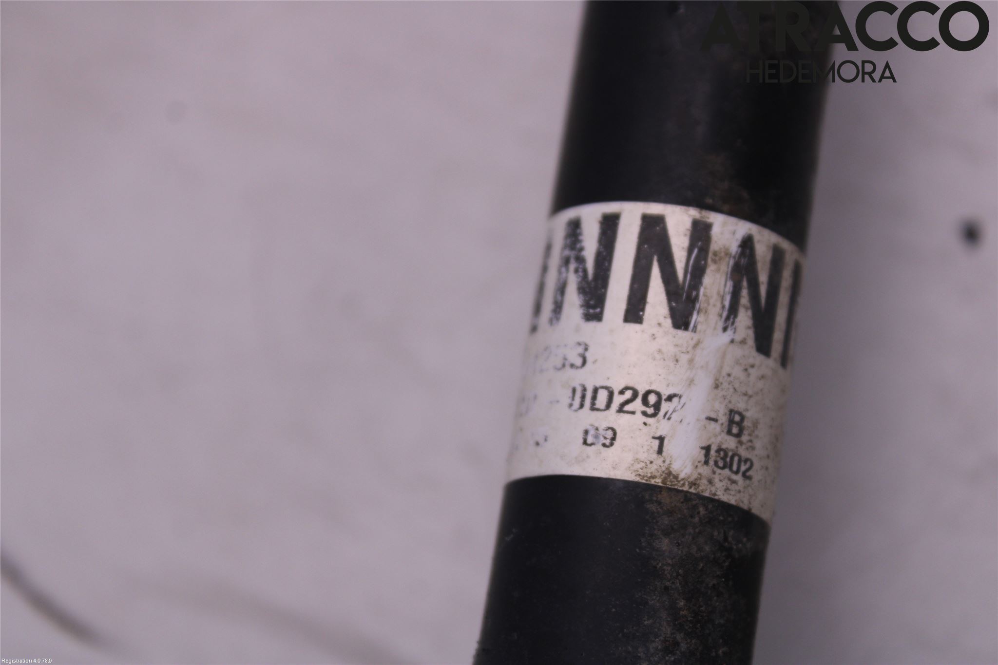 Toyota YARIS XP130 15-20 Drivaxel Fram Höger