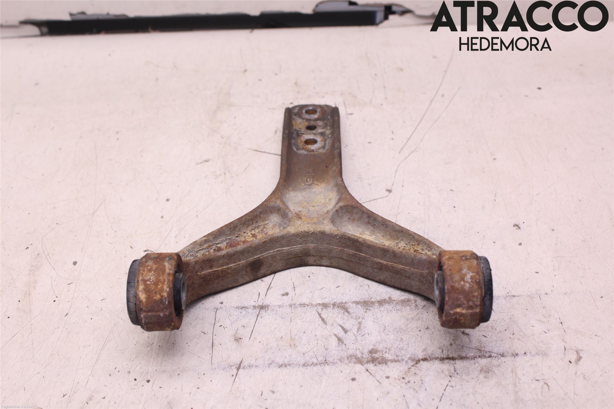 Alfa SPIDER Bärarm Bak Övre Höger