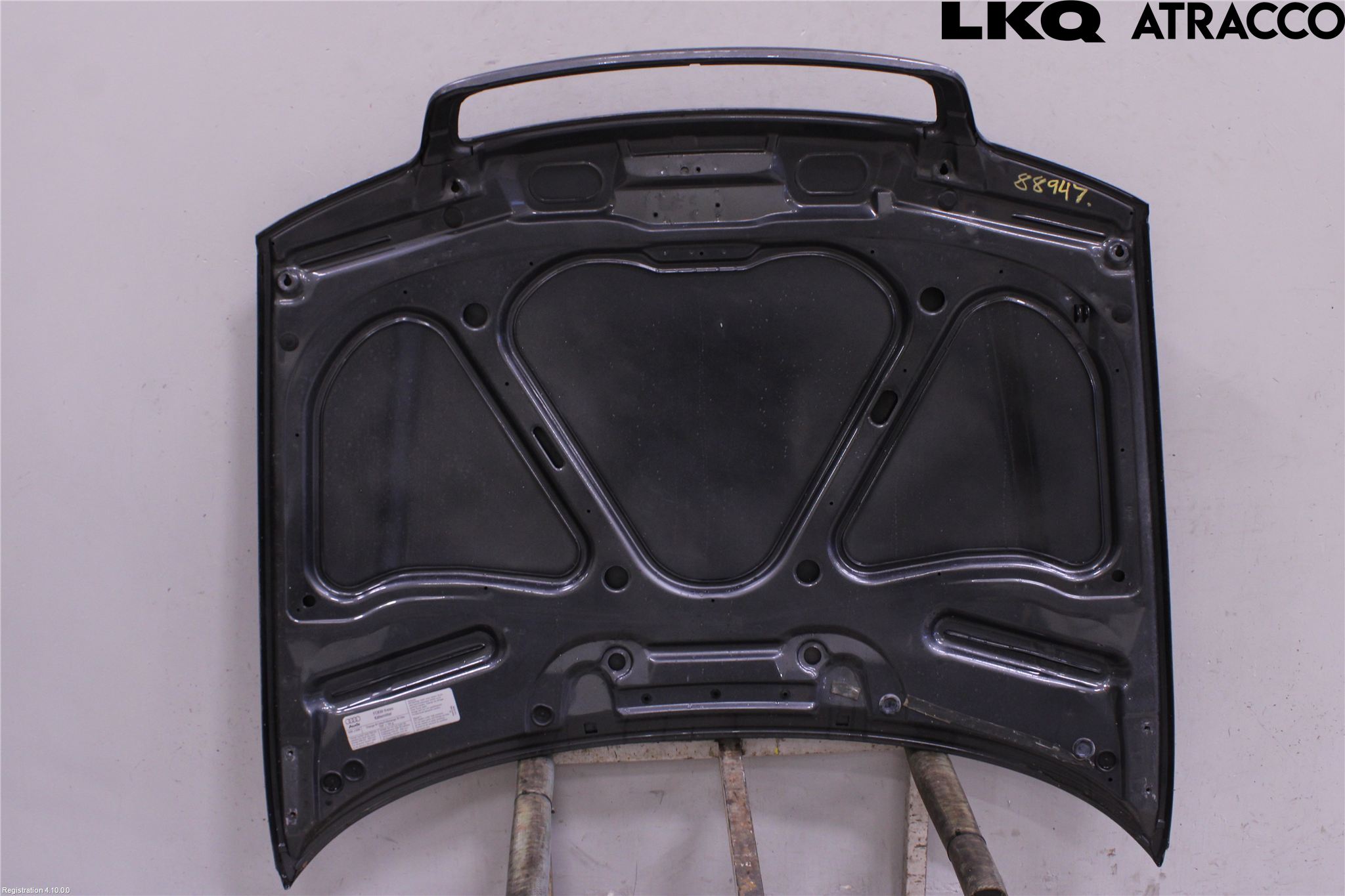 Audi A4/S4 94-99 Huv Fram