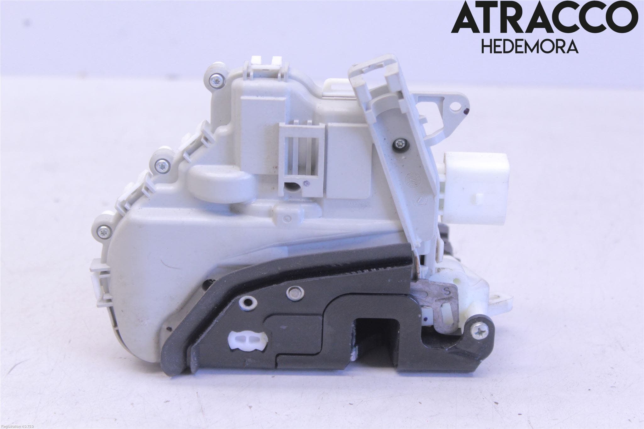 Audi Q3 8U 12-18 Låskista-Dörrlås