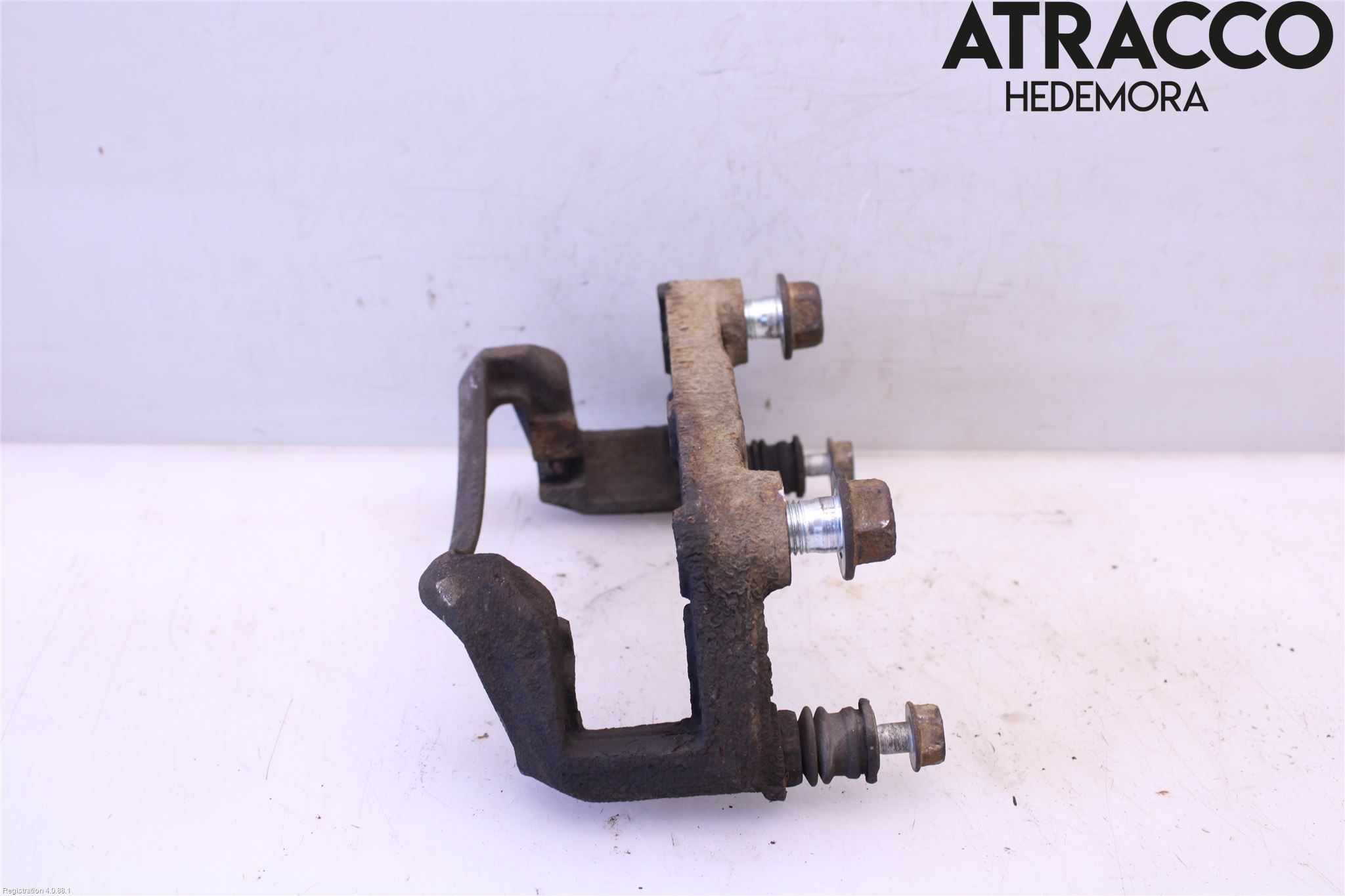 Nissan PULSAR Bromsokshållare