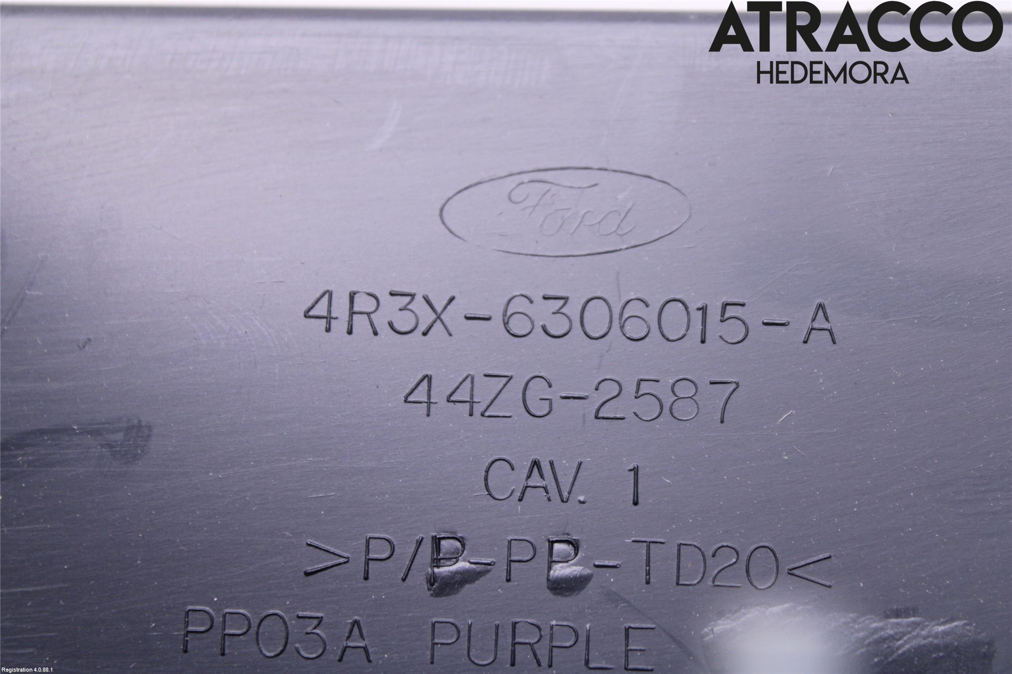 Ford MUSTANG V 05-14 Handskfack