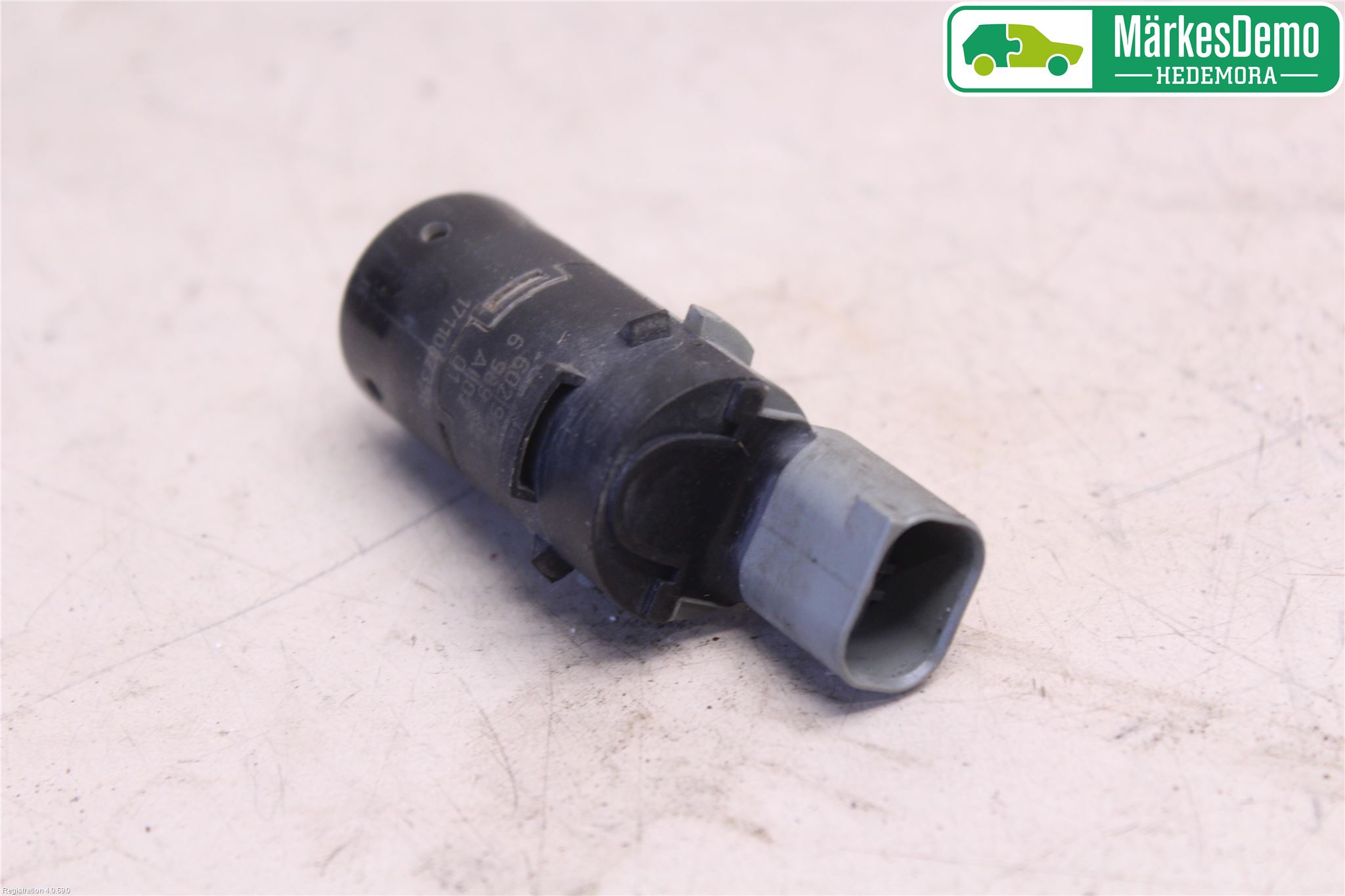 BMW 5 E60/61 Sed/Tou 02-10 Parkeringshjälp Frontsensor