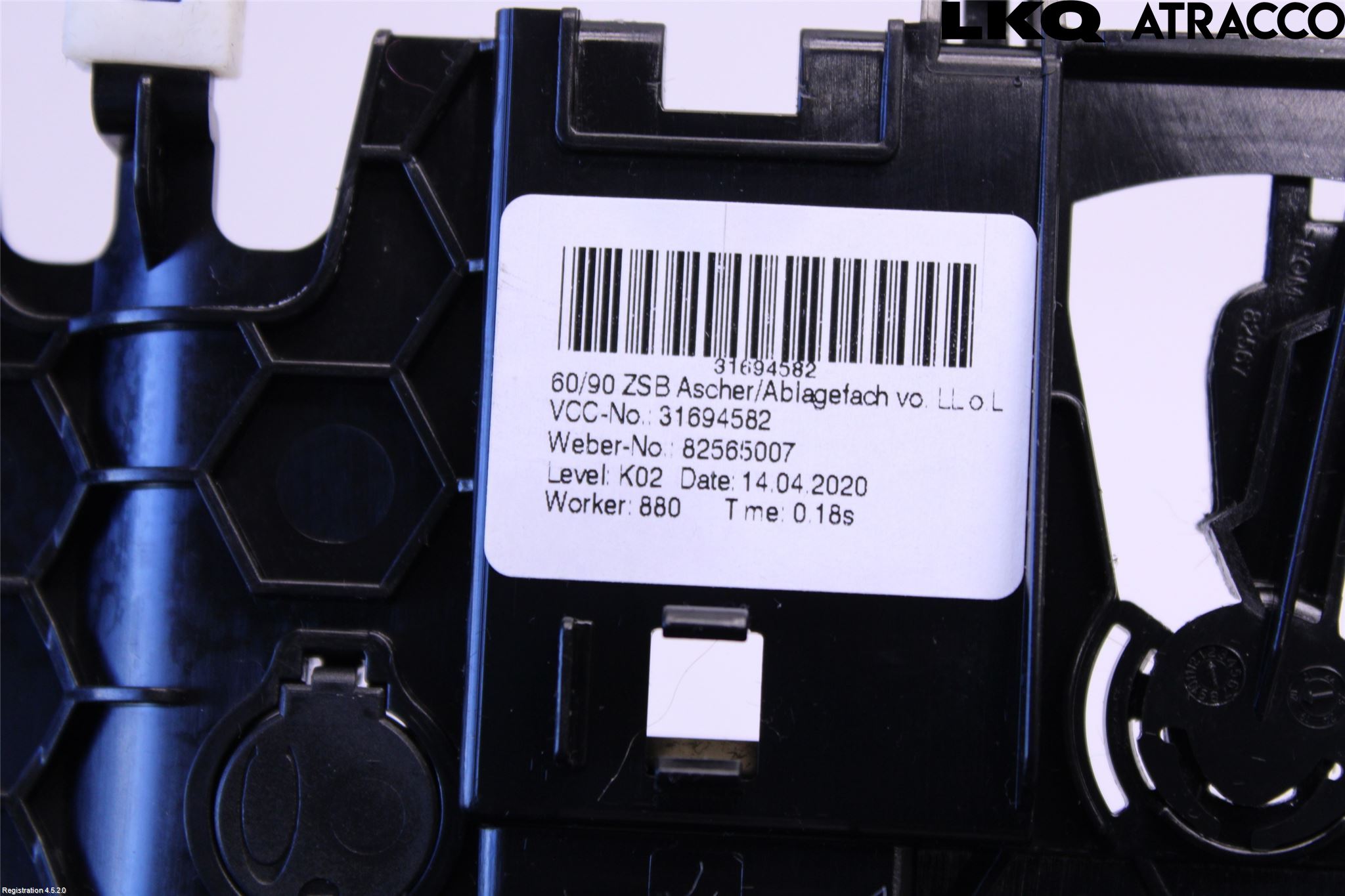 Volvo V60 CROSS COUNTRY 19- Instrumentbräda Förvaringsfack