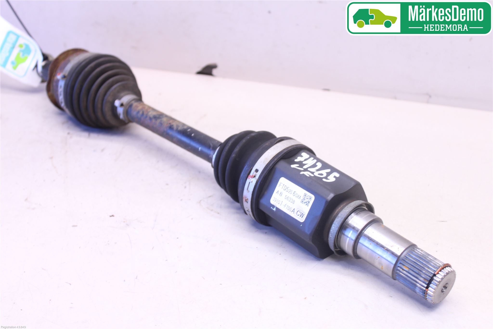 Mazda CX-3 Drivaxel Fram Vänster