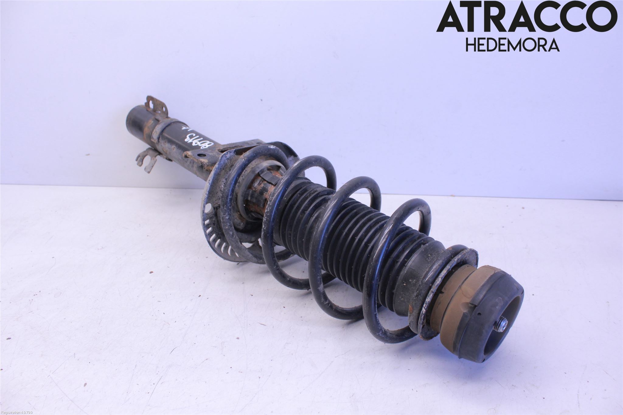 Volkswagen VW POLO 10-17 Fjäderben Fram Vänster