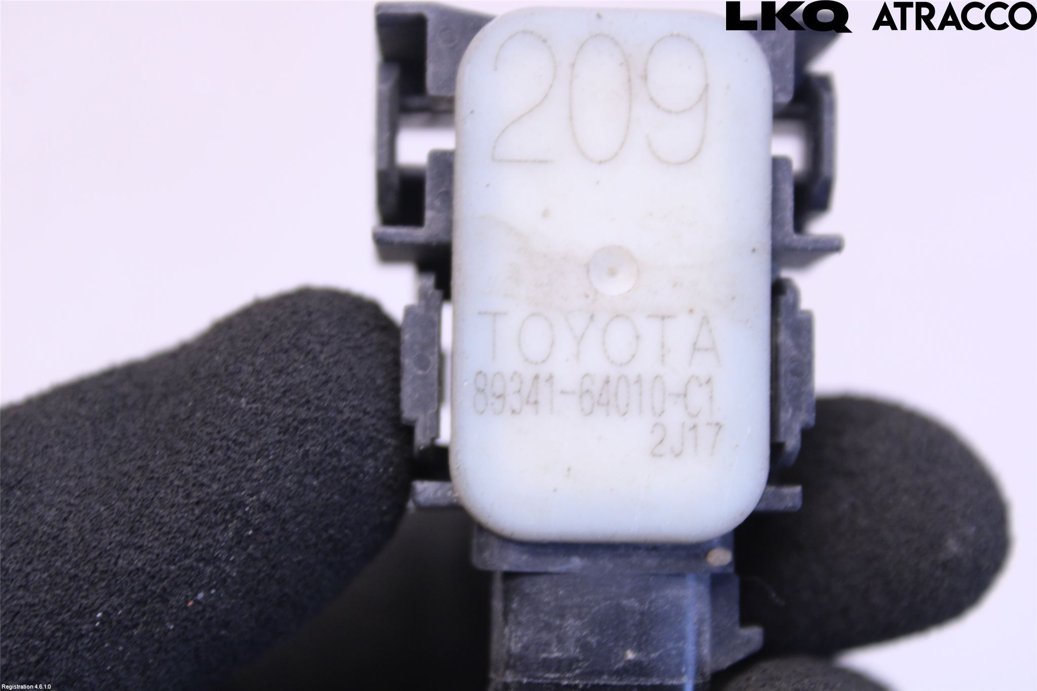 Toyota VERSO 09-18 Parkeringshjälp Frontsensor