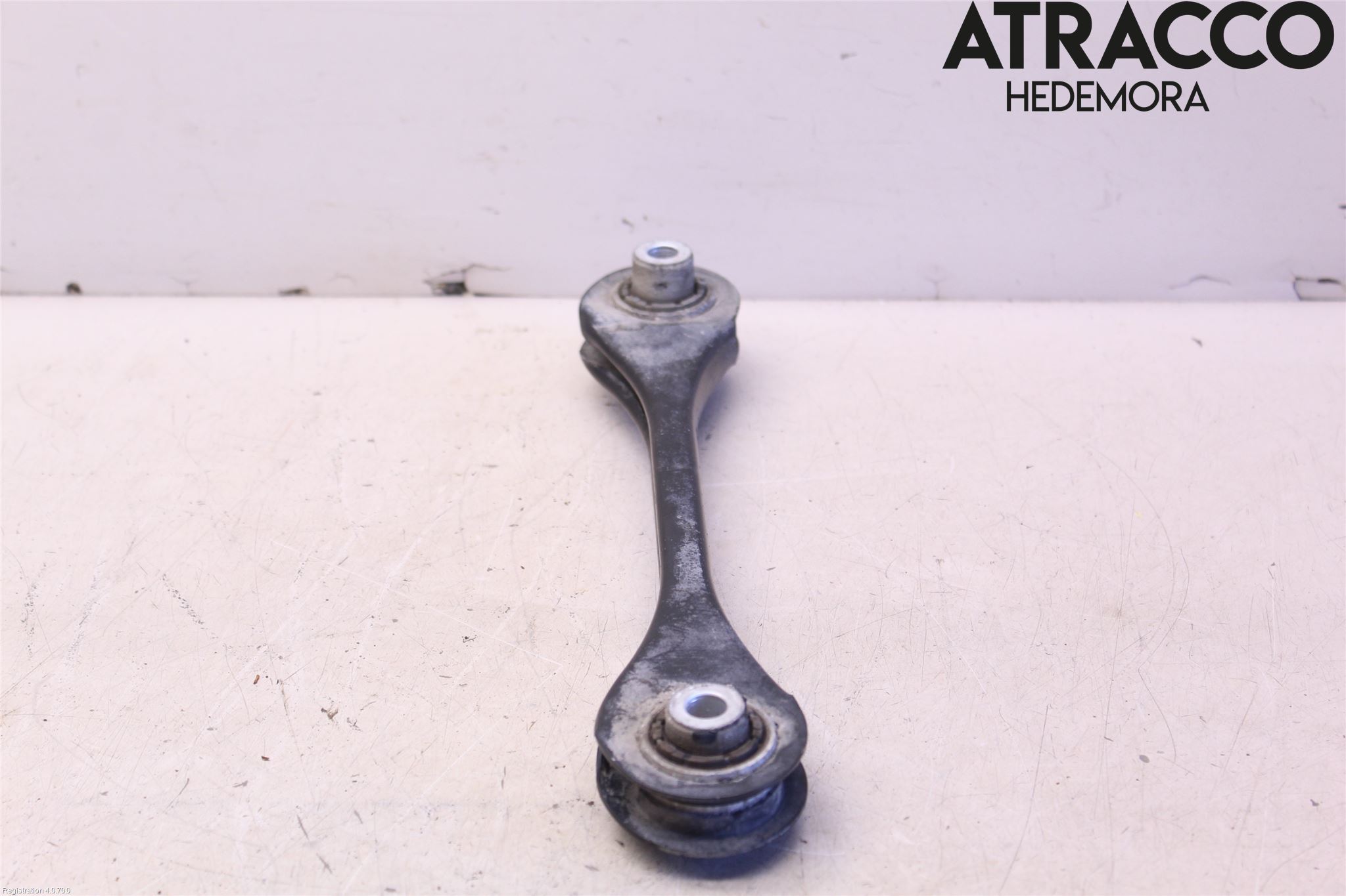 Volkswagen VW TIGUAN 16-24 Bärarm Bak Höger