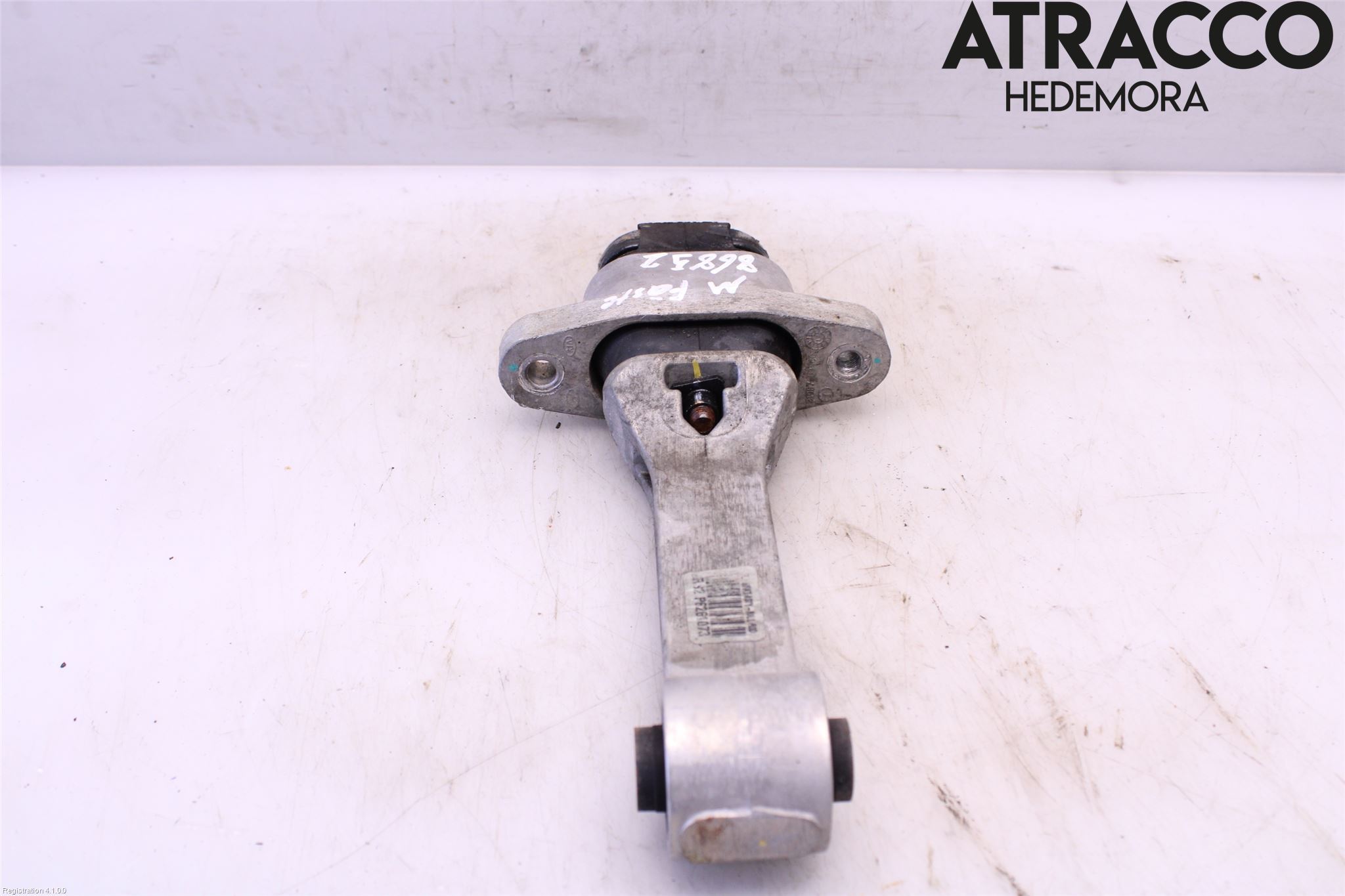 Hyundai TUCSON 05- Motorfäste