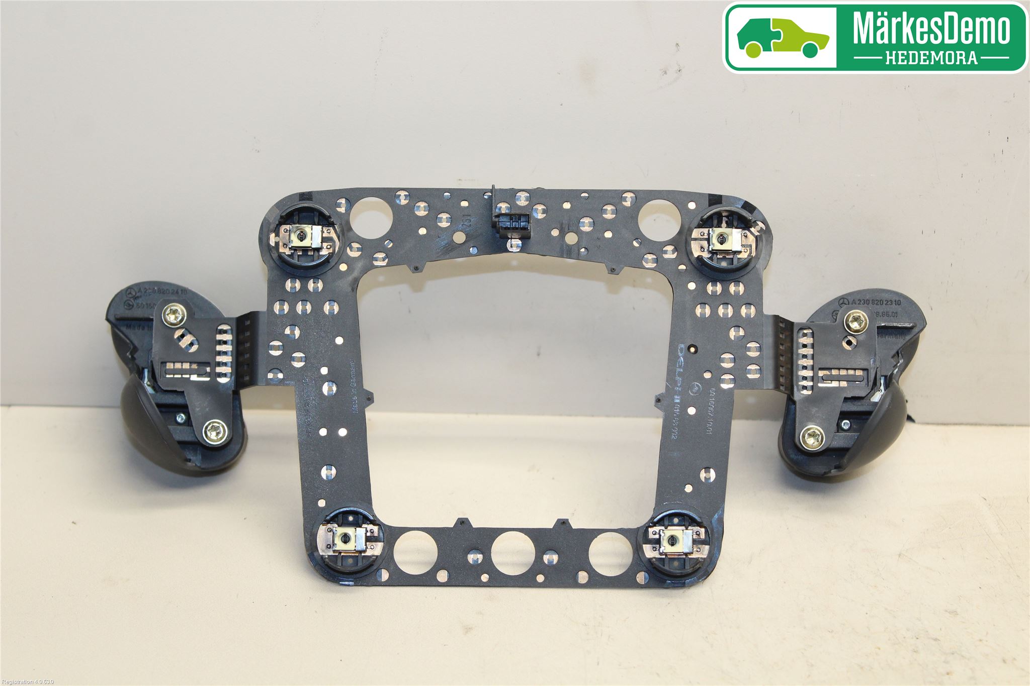 Mercedes-Benz MB CLK (C209) 02-09 Cd Radio - Multimediapanel