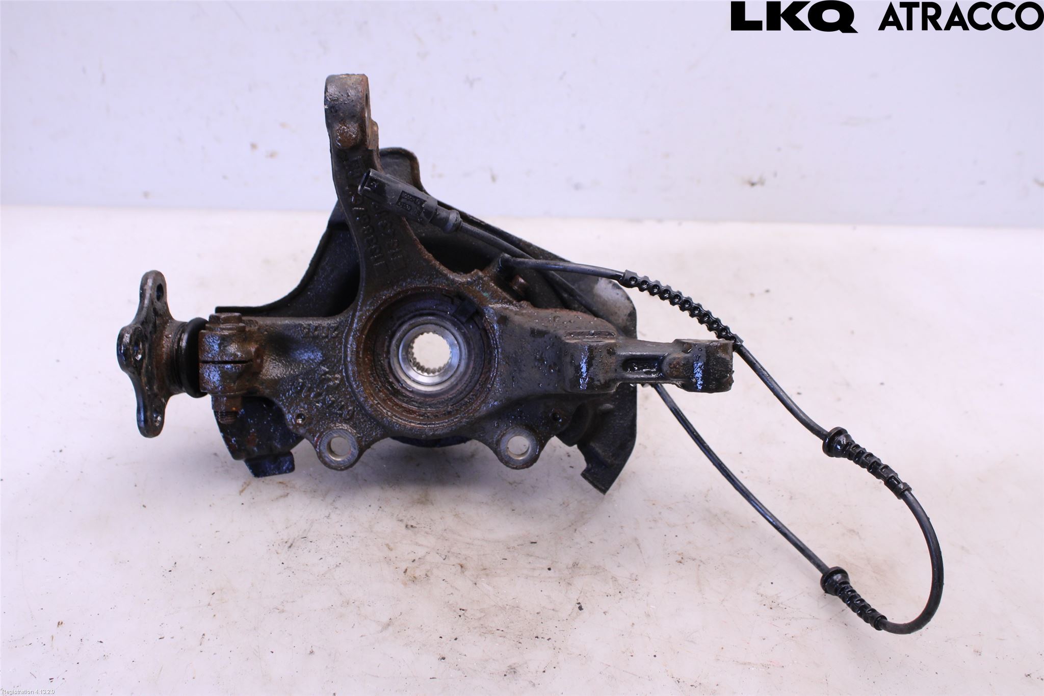 Opel CORSA E 15-19 Styrspindel Lagerhus Vä