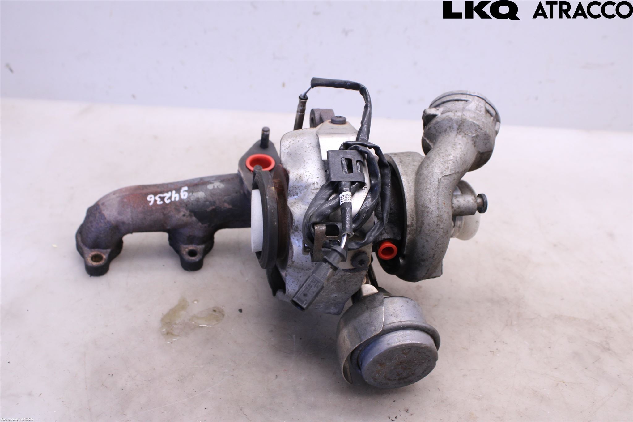 Volkswagen VW CADDY      04-10 Turboaggregat