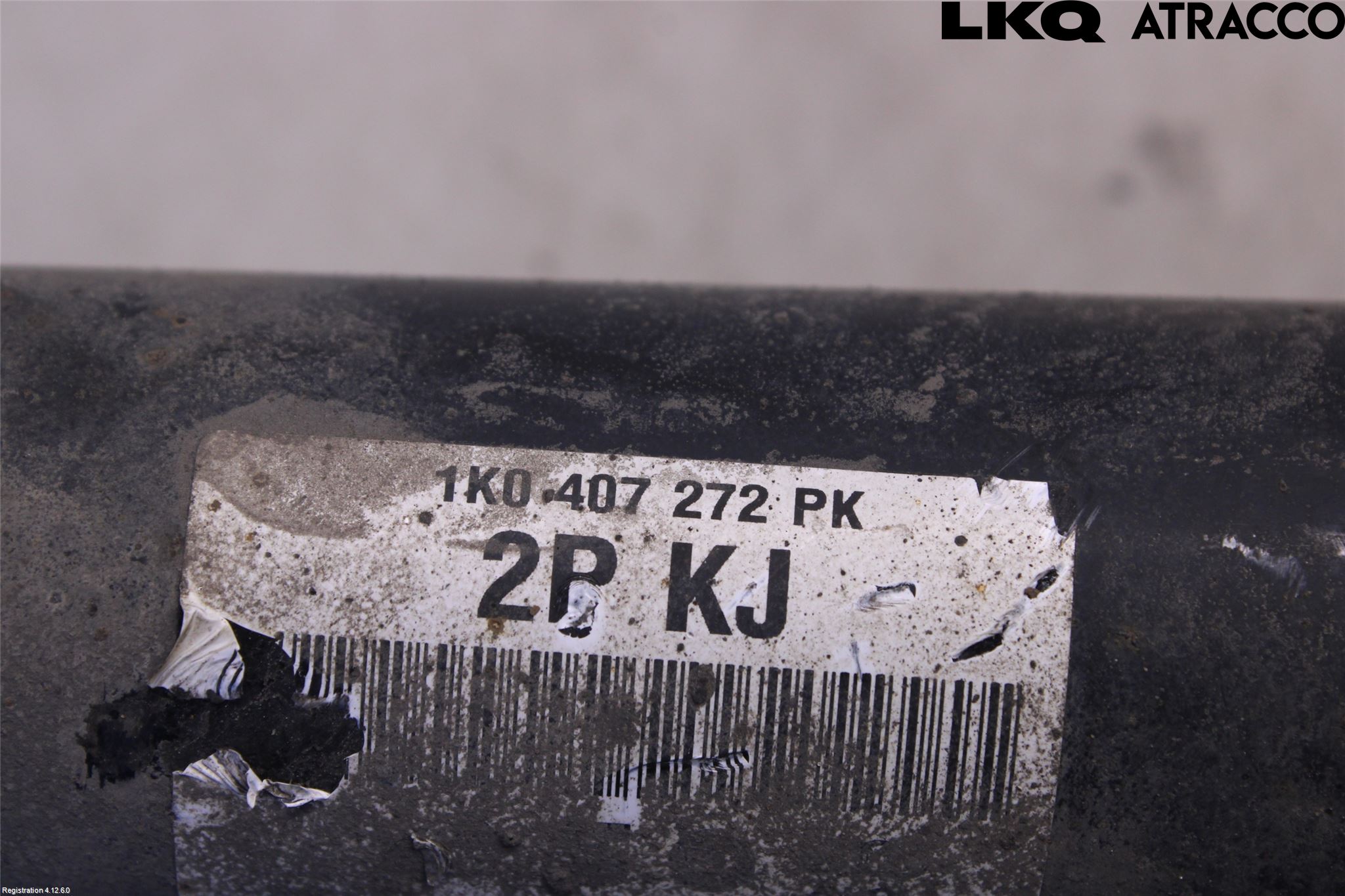 Volkswagen VW TOURAN 16- Drivaxel Fram Höger