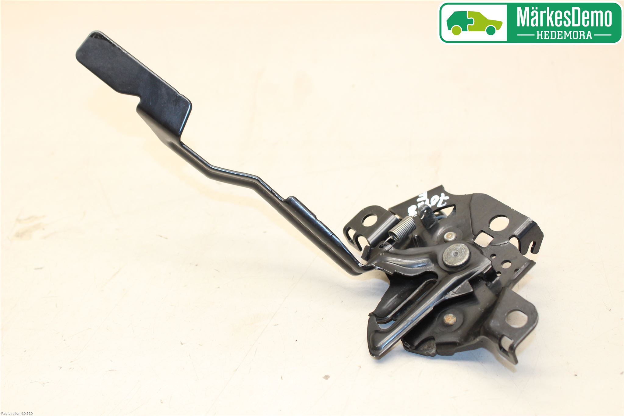 Toyota RAV4 13-18 Huv Spärr