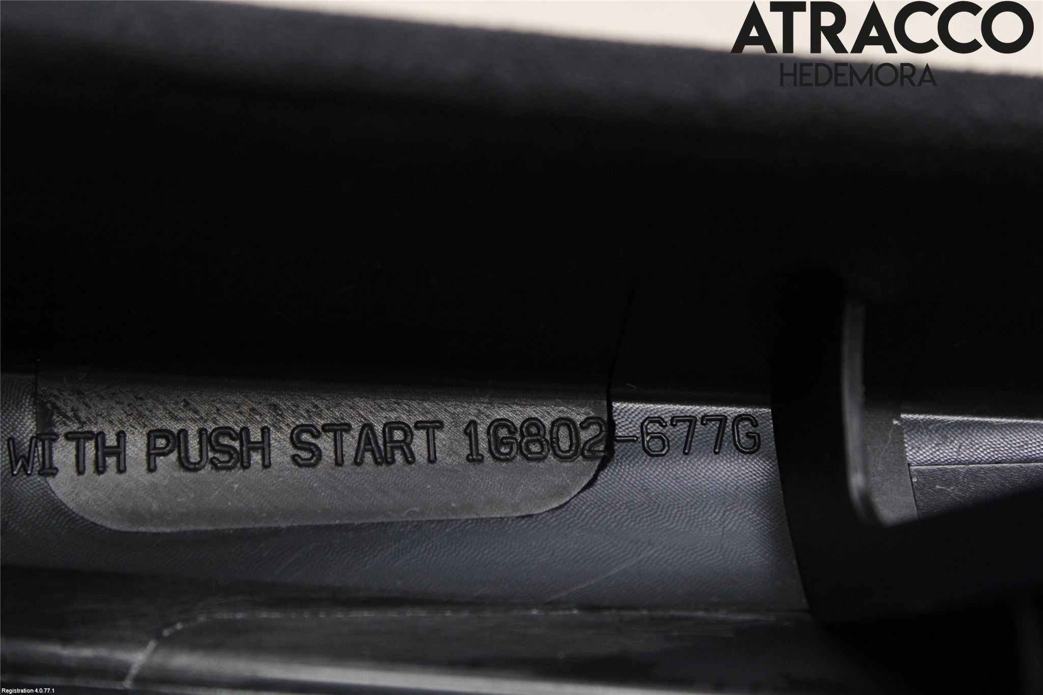 Toyota RAV4 13-18 Instrumentbräda Inlägg-Dekorlist