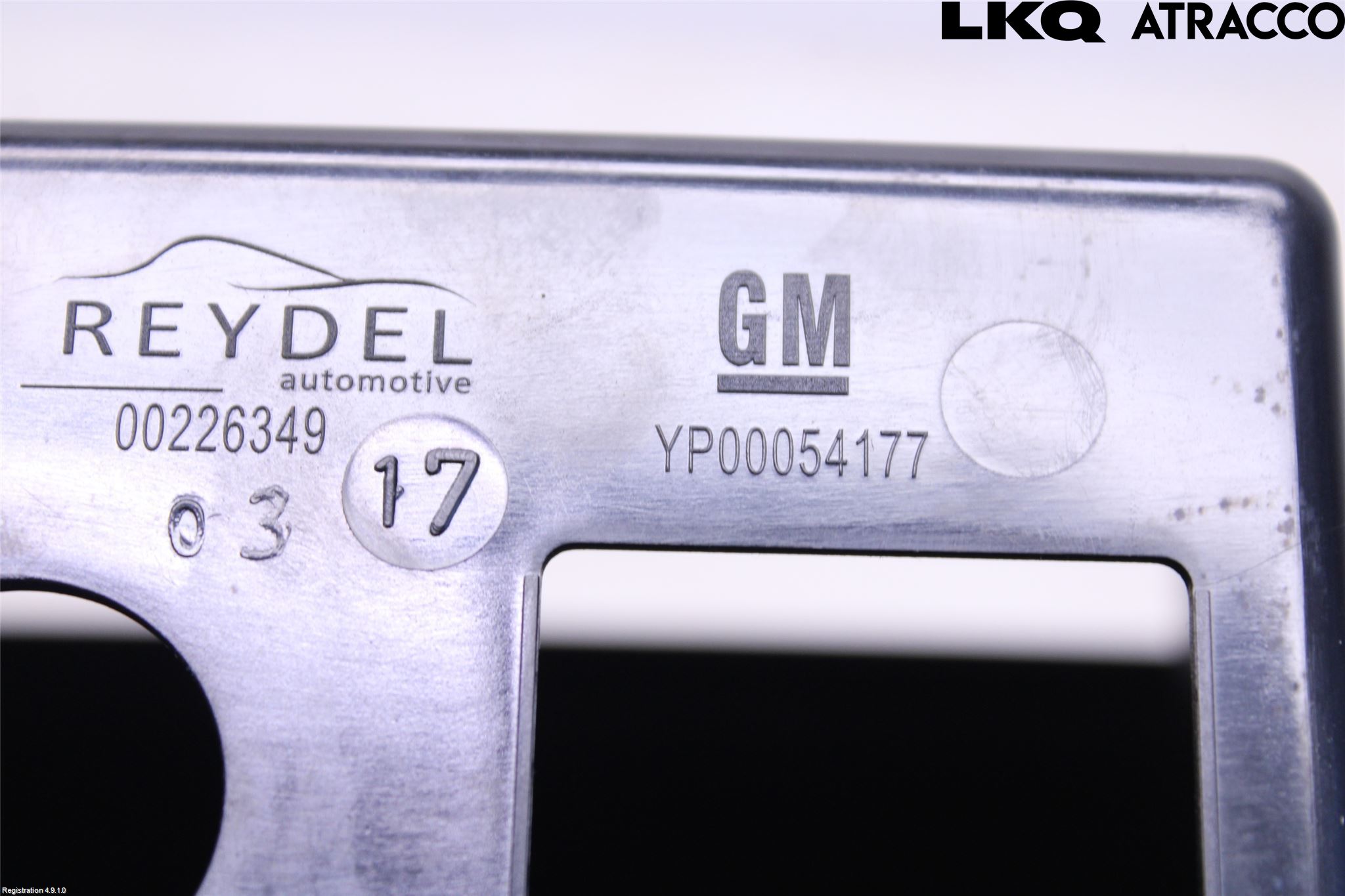 Opel GRANDLAND X 18- Instrumentbräda Förvaringsfack