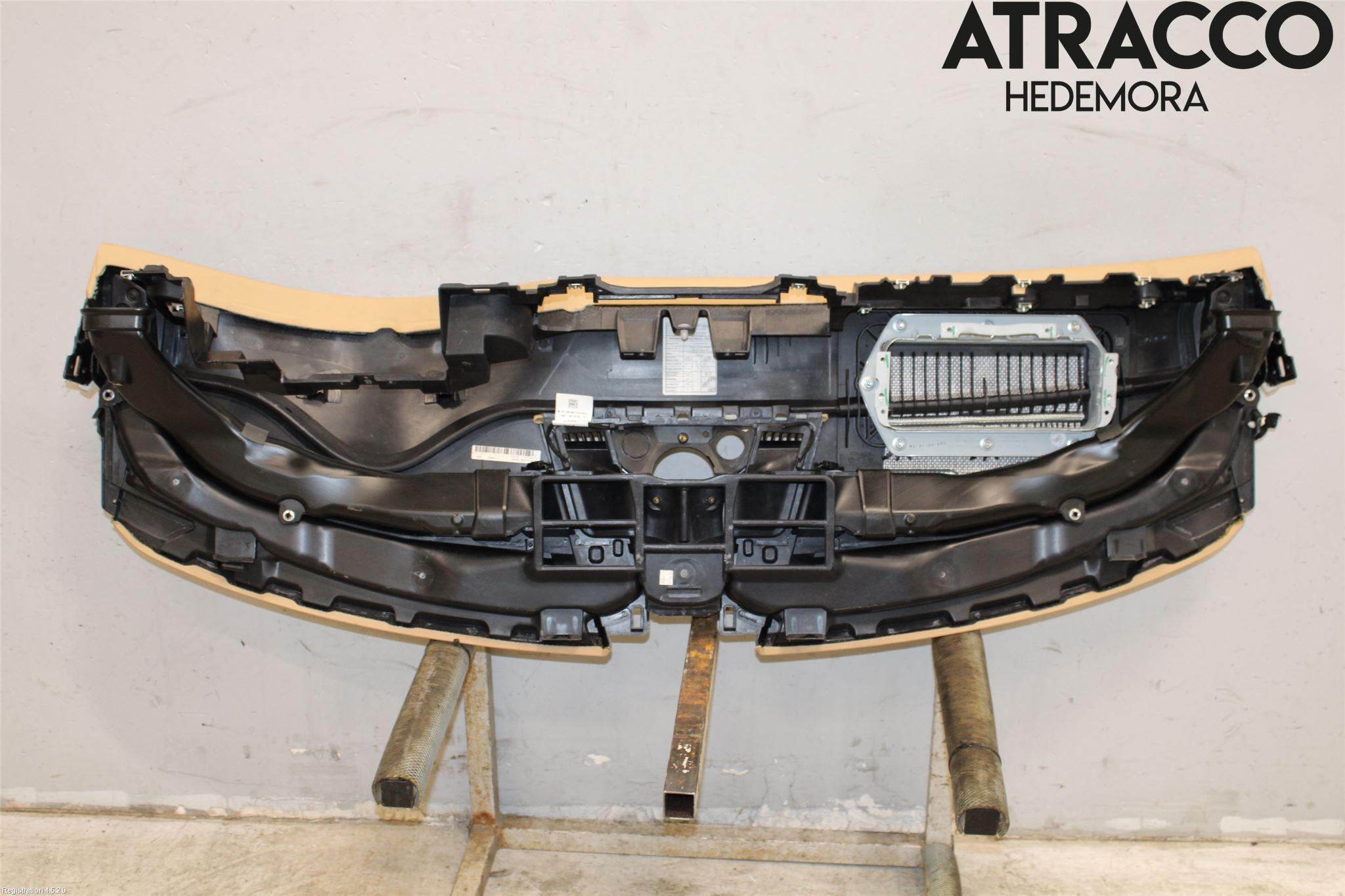 Porsche PANAMERA 09- Instrumentbräda