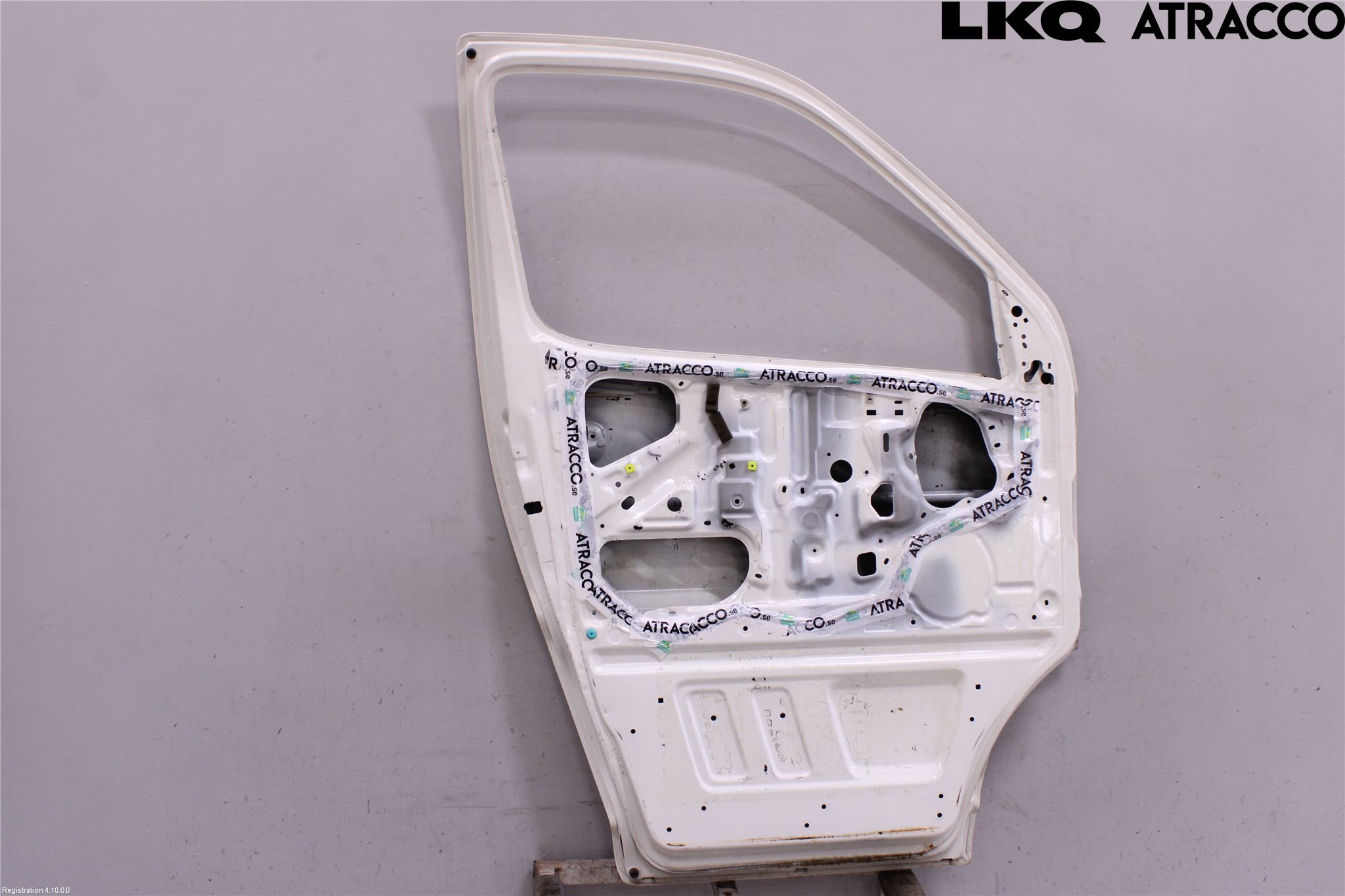 Toyota HI-ACE 06-12 Dörr Fram Vänster