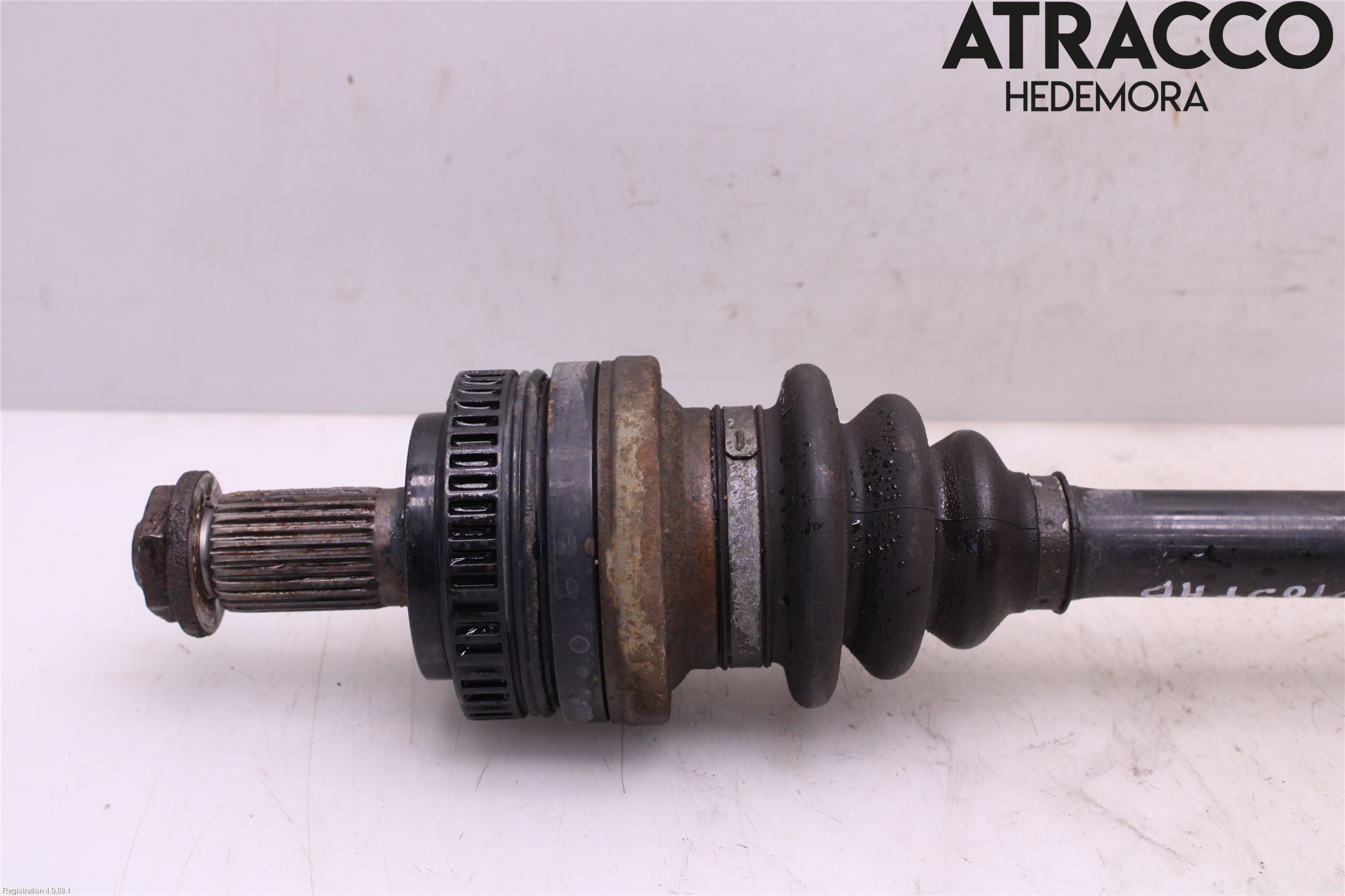 BMW Z3 E36/6    94-02 Drivaxel Bak Höger