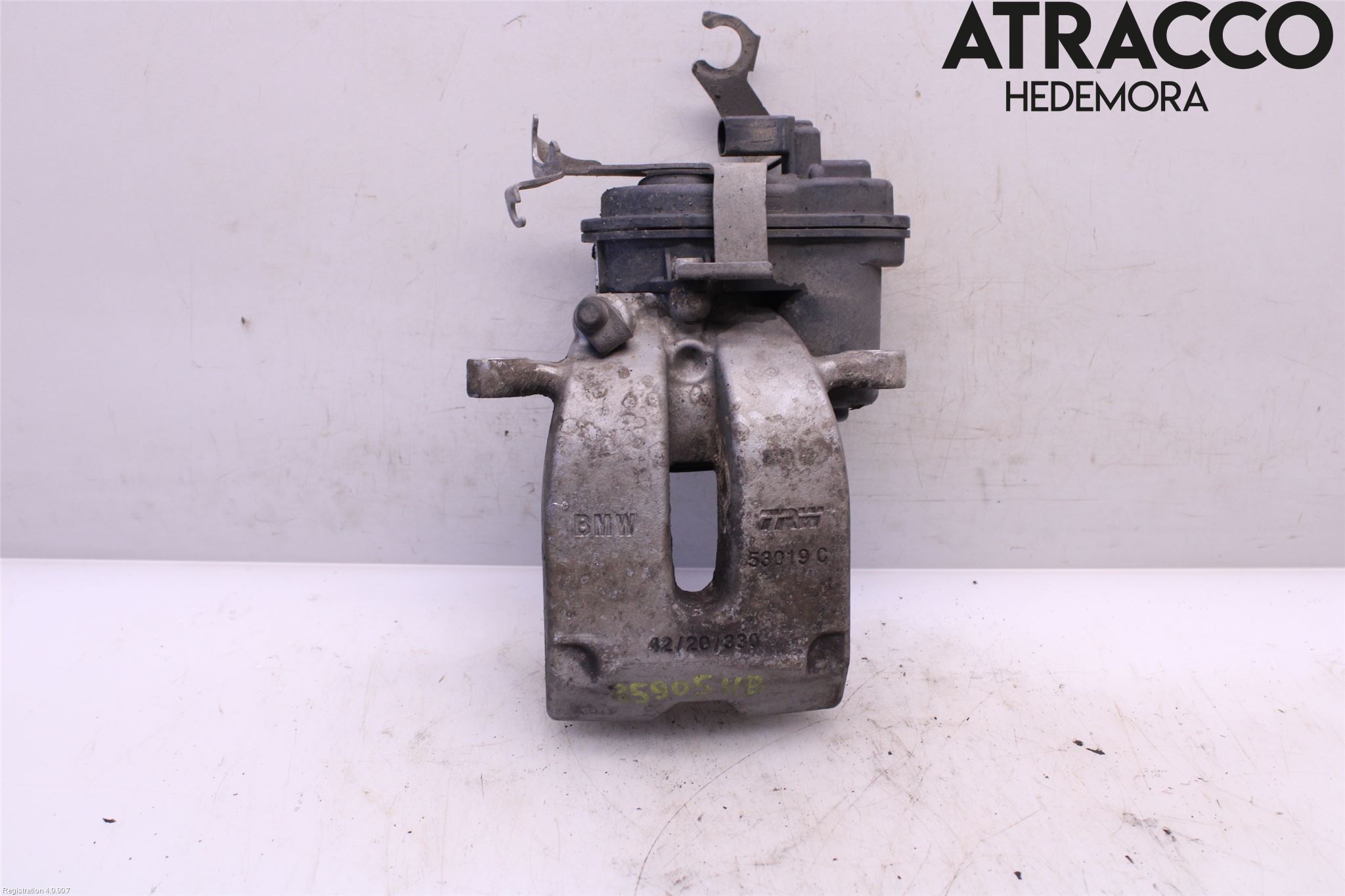 BMW 5 G30/G31/F90 17-23 Bromsok Bak Höger