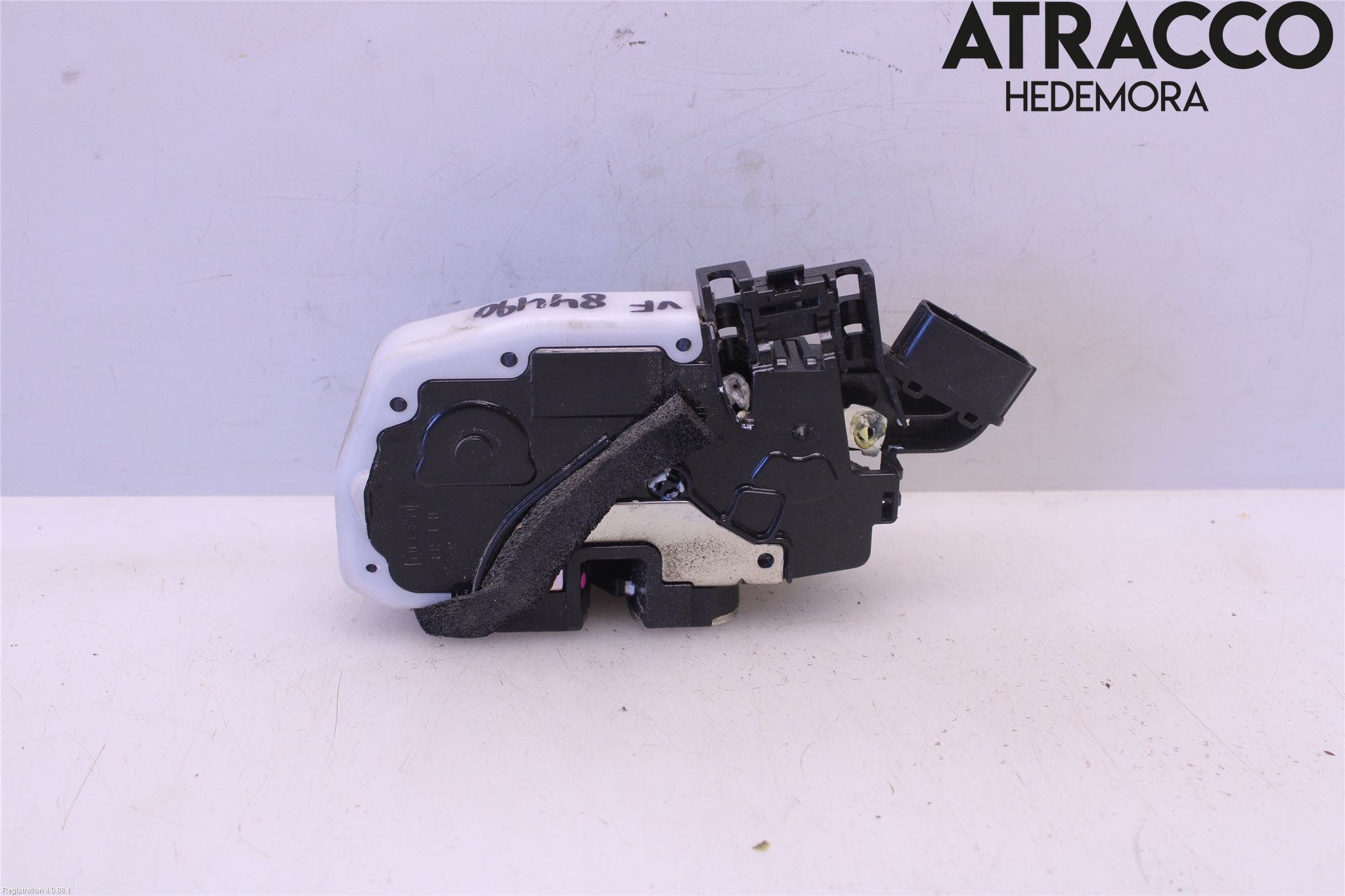 Nissan X-TRAIL 14-21 Låskista-Dörrlås