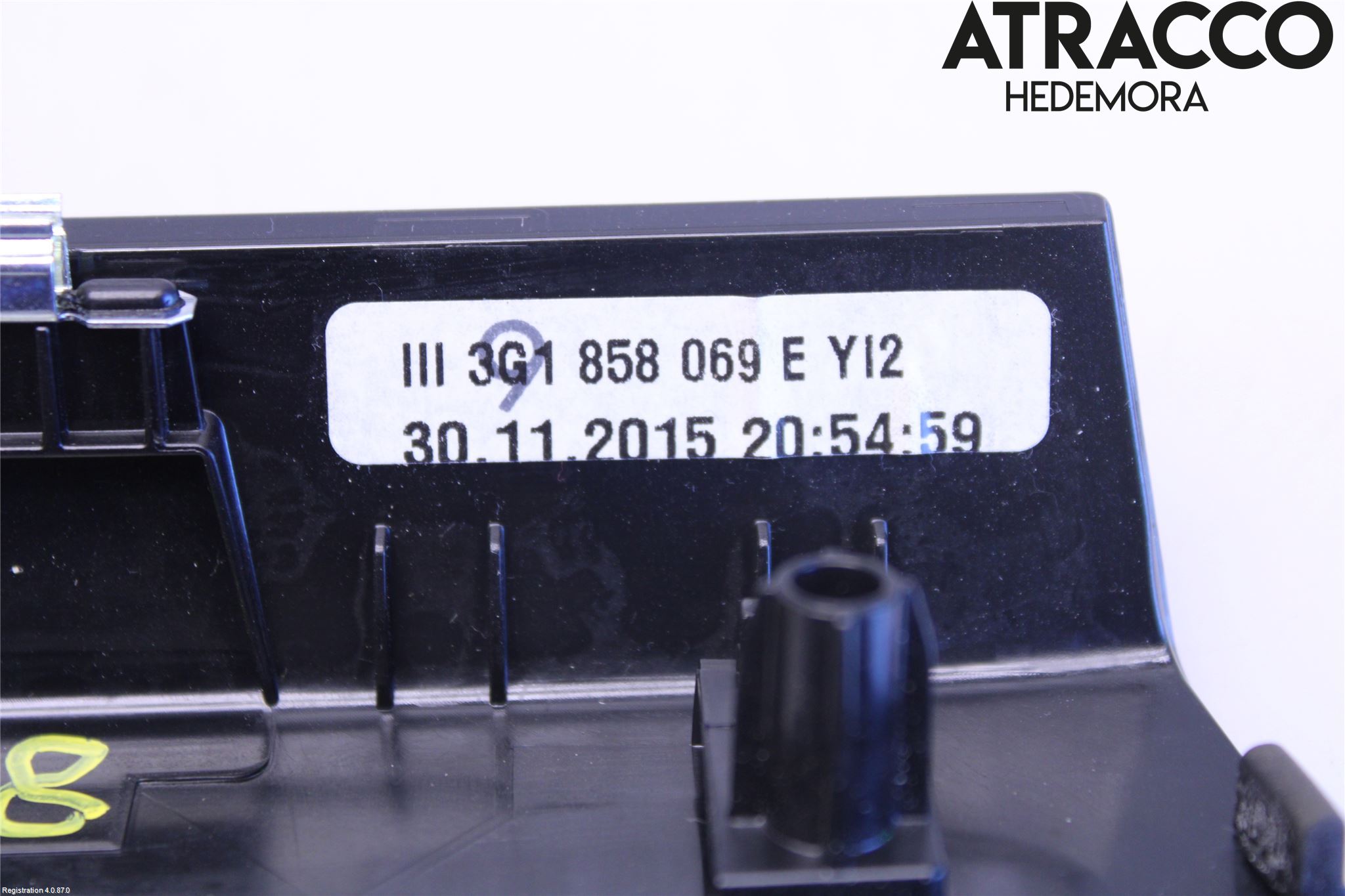 Volkswagen VW PASSAT 15-19 Instrument-Radio Sarg