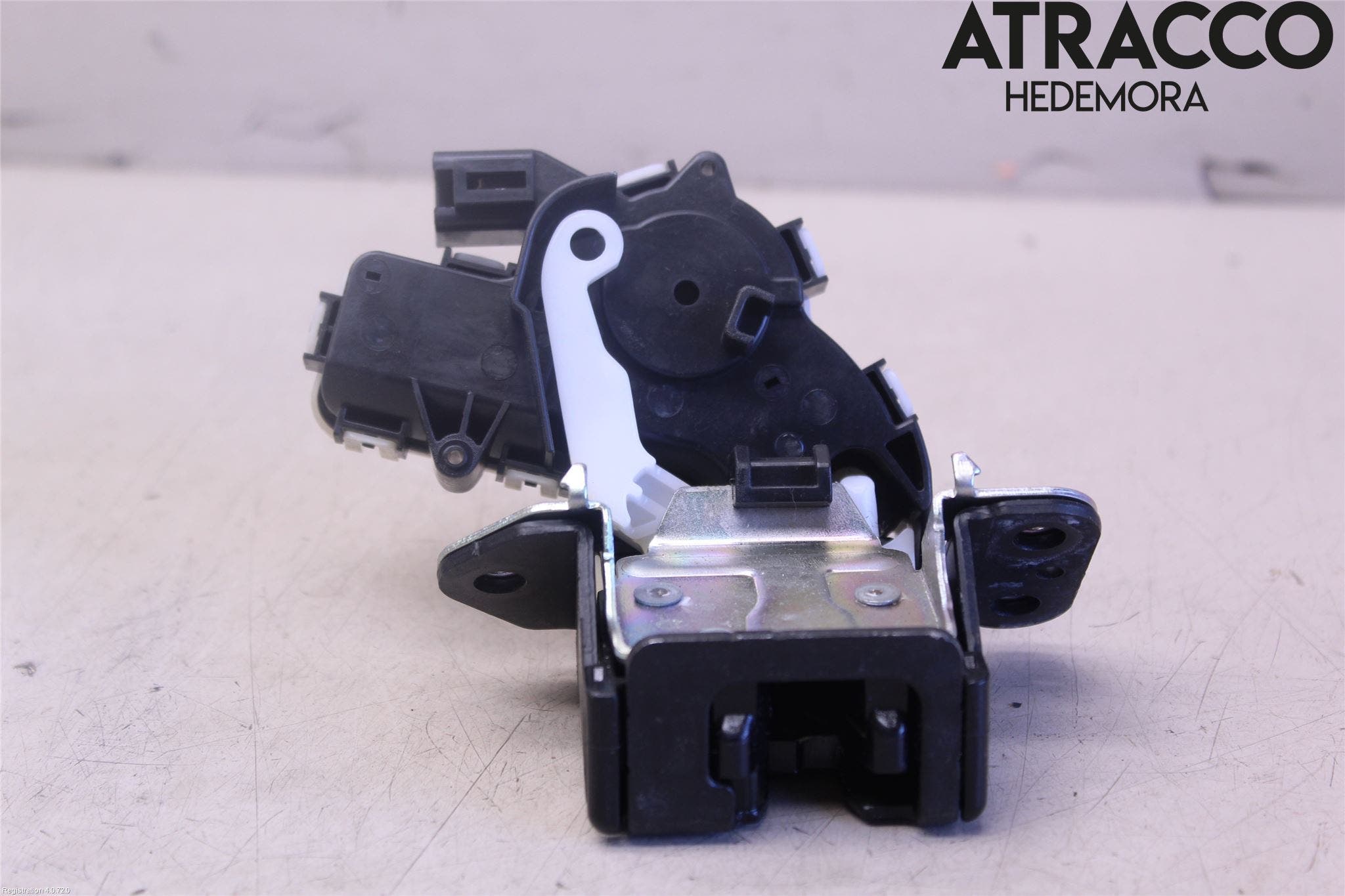 Mazda 3 III 14-19 Låskista Baklucka