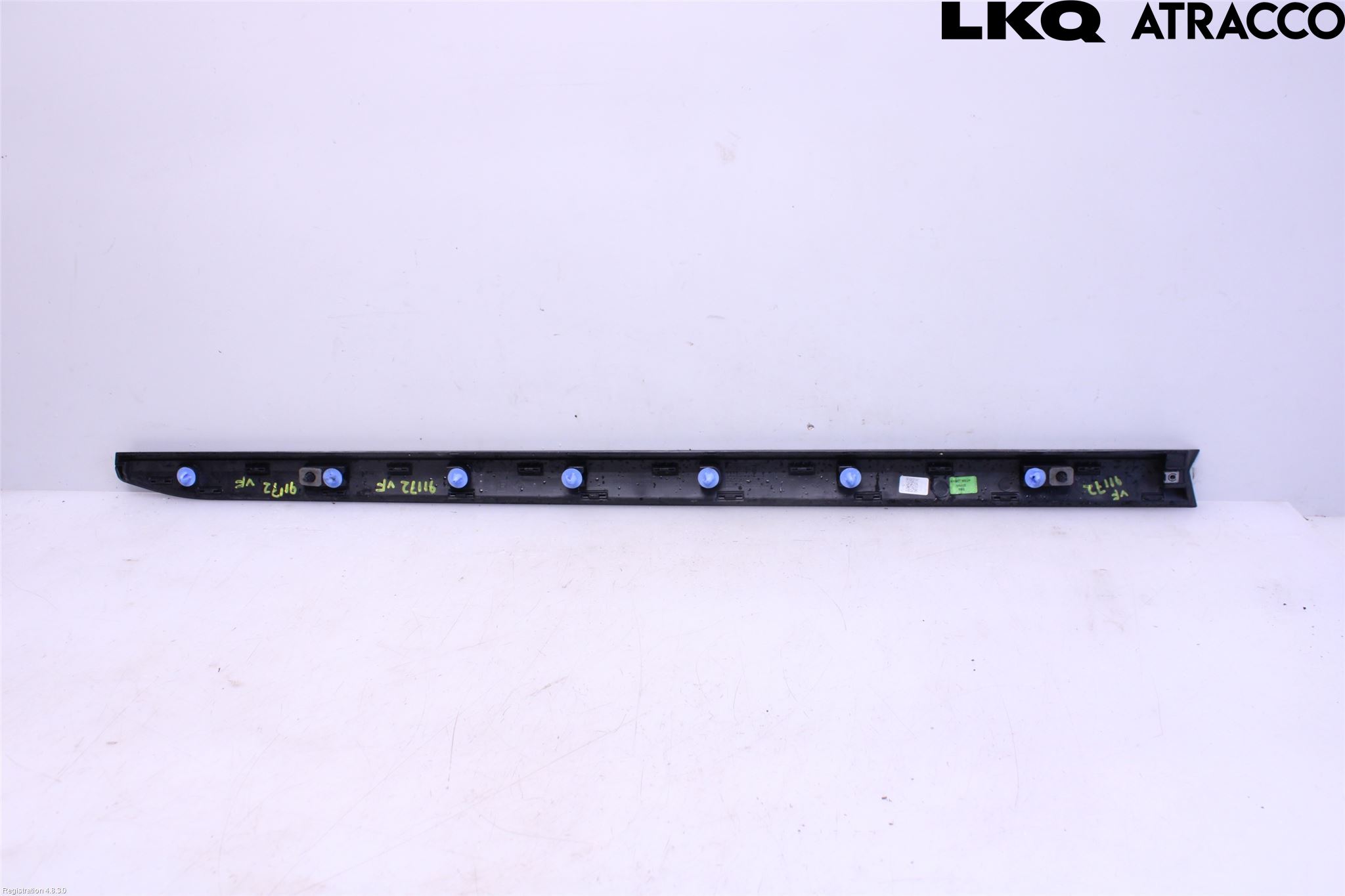 Mitsubishi COLT 24- Dörr Dekorlist Fram Vä