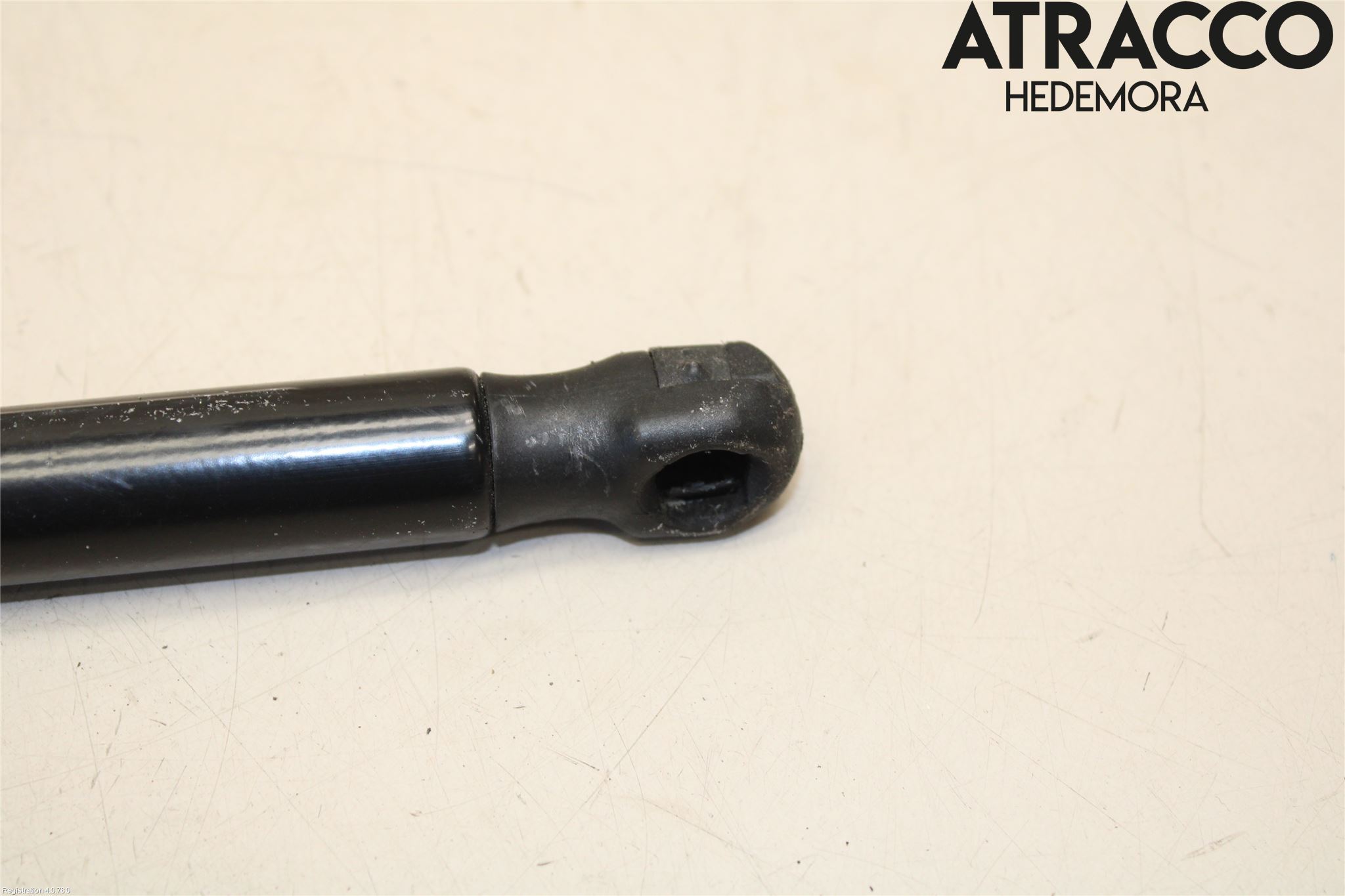 Audi Q7/SQ7 Gasfjäder Motorhuv