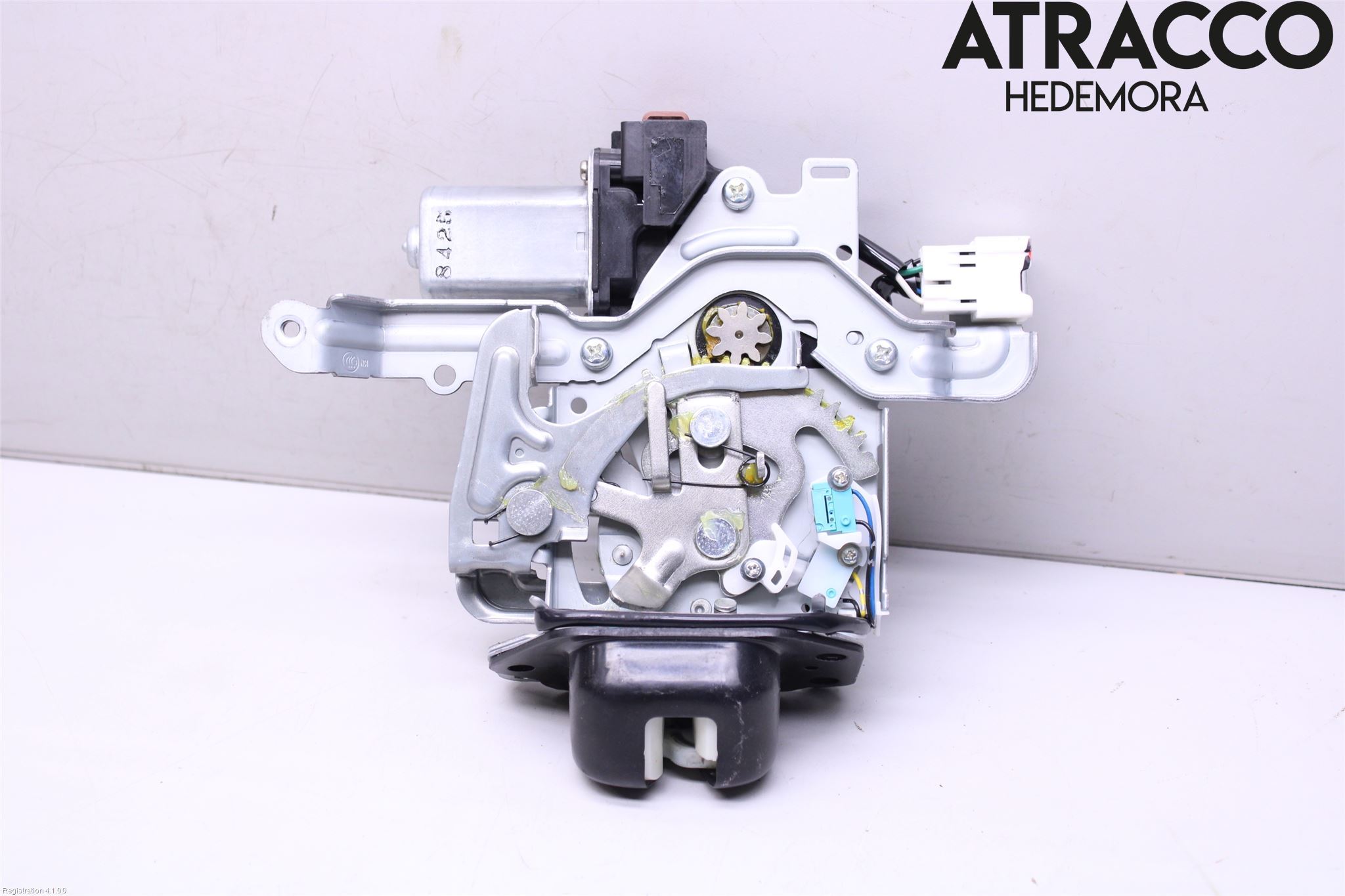 Nissan X-TRAIL 14-21 Låskista Baklucka