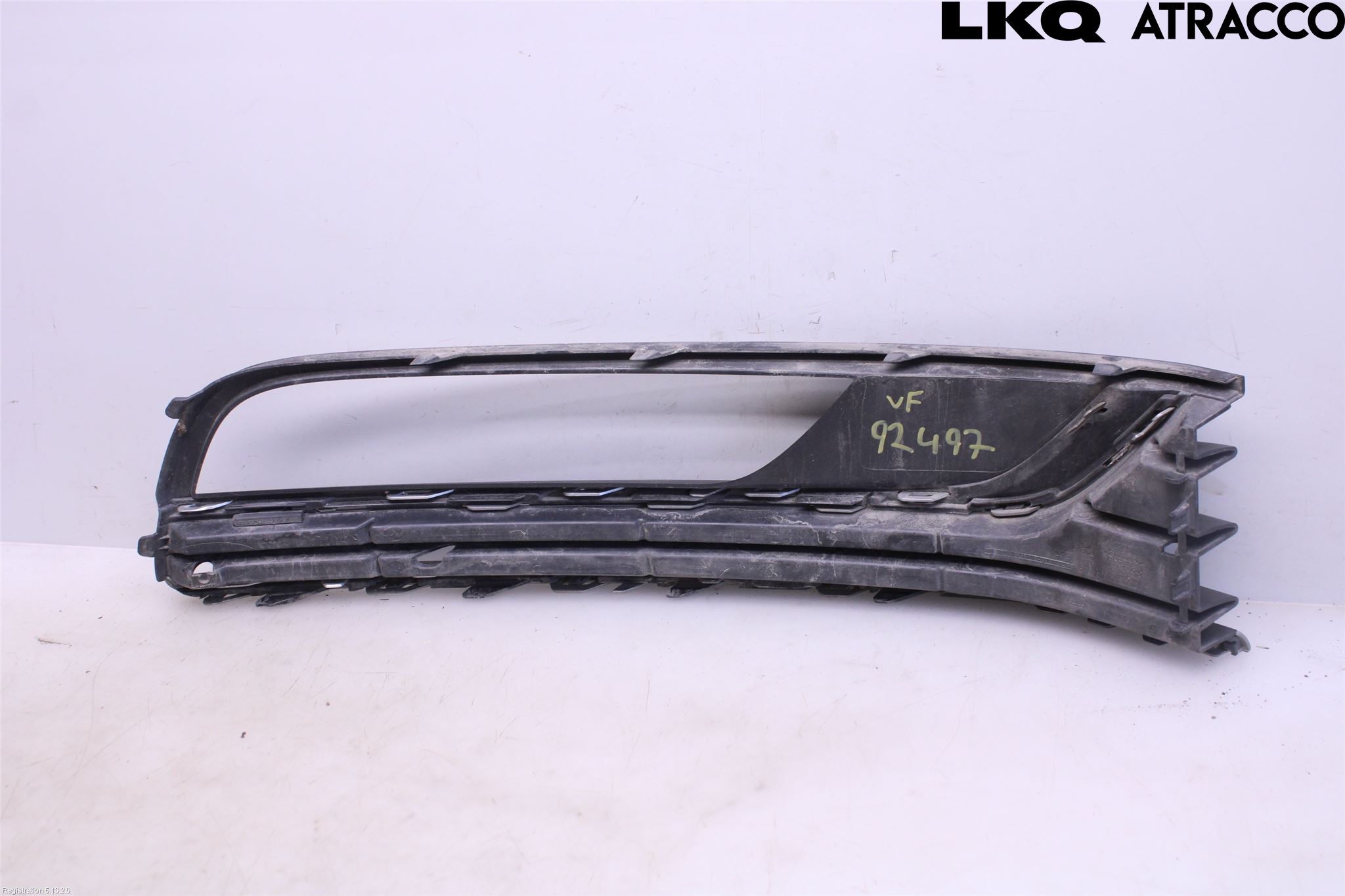 Volkswagen VW PASSAT 11-14 Dimljussarg Fram