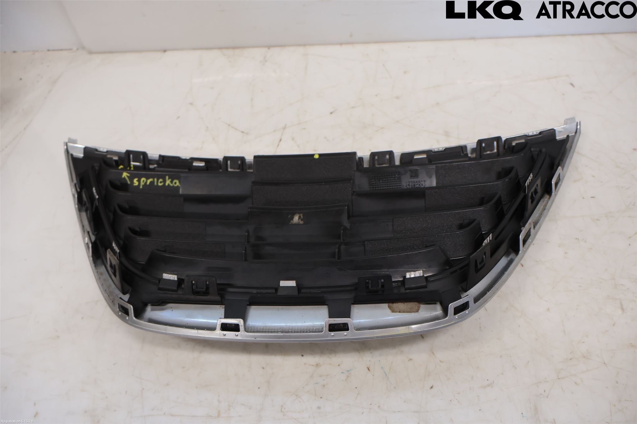Saab 9-3 VER2/VER3 08-15 Grilldel Mitt