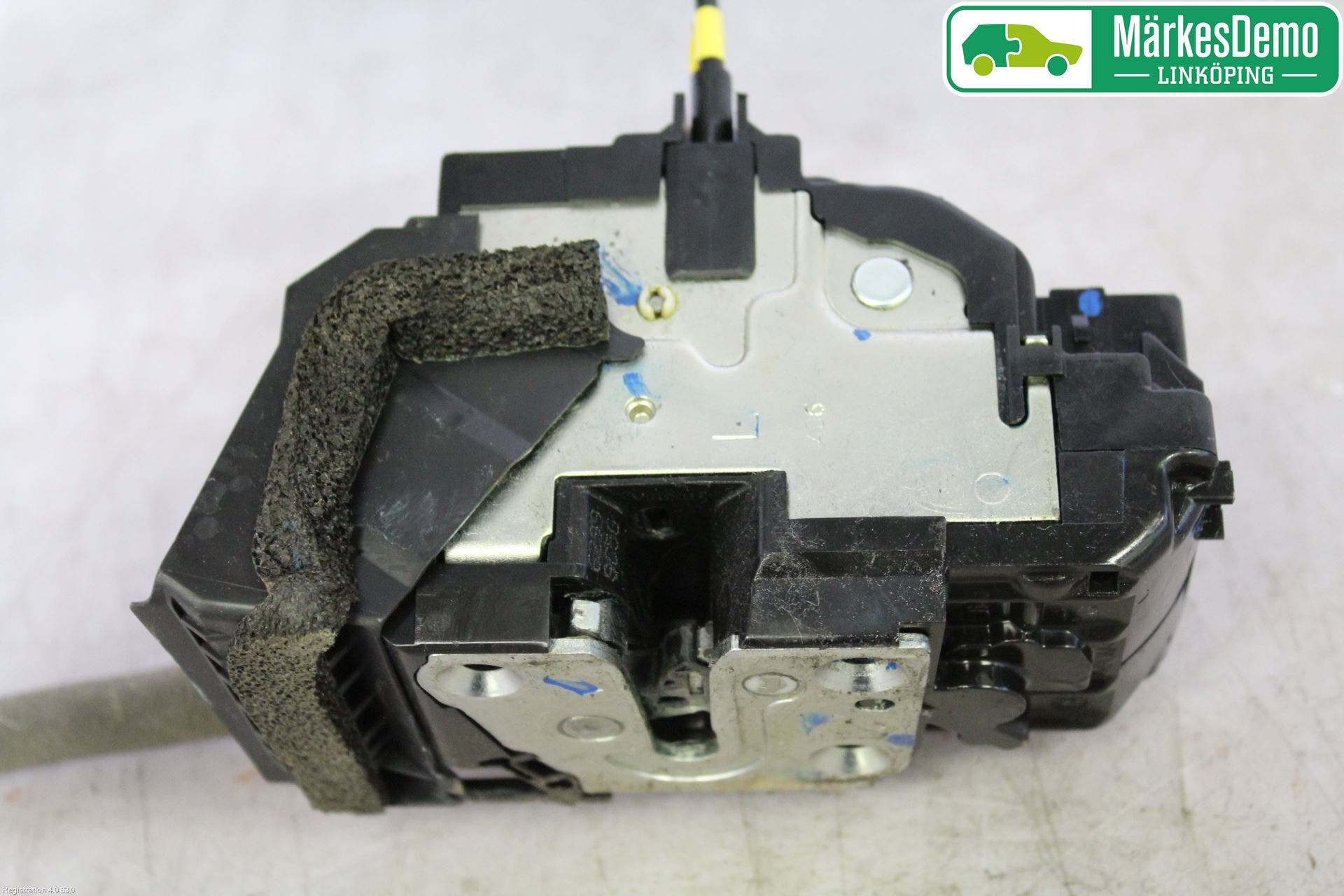 Nissan QASHQAI 14-17 Låskista-Dörrlås