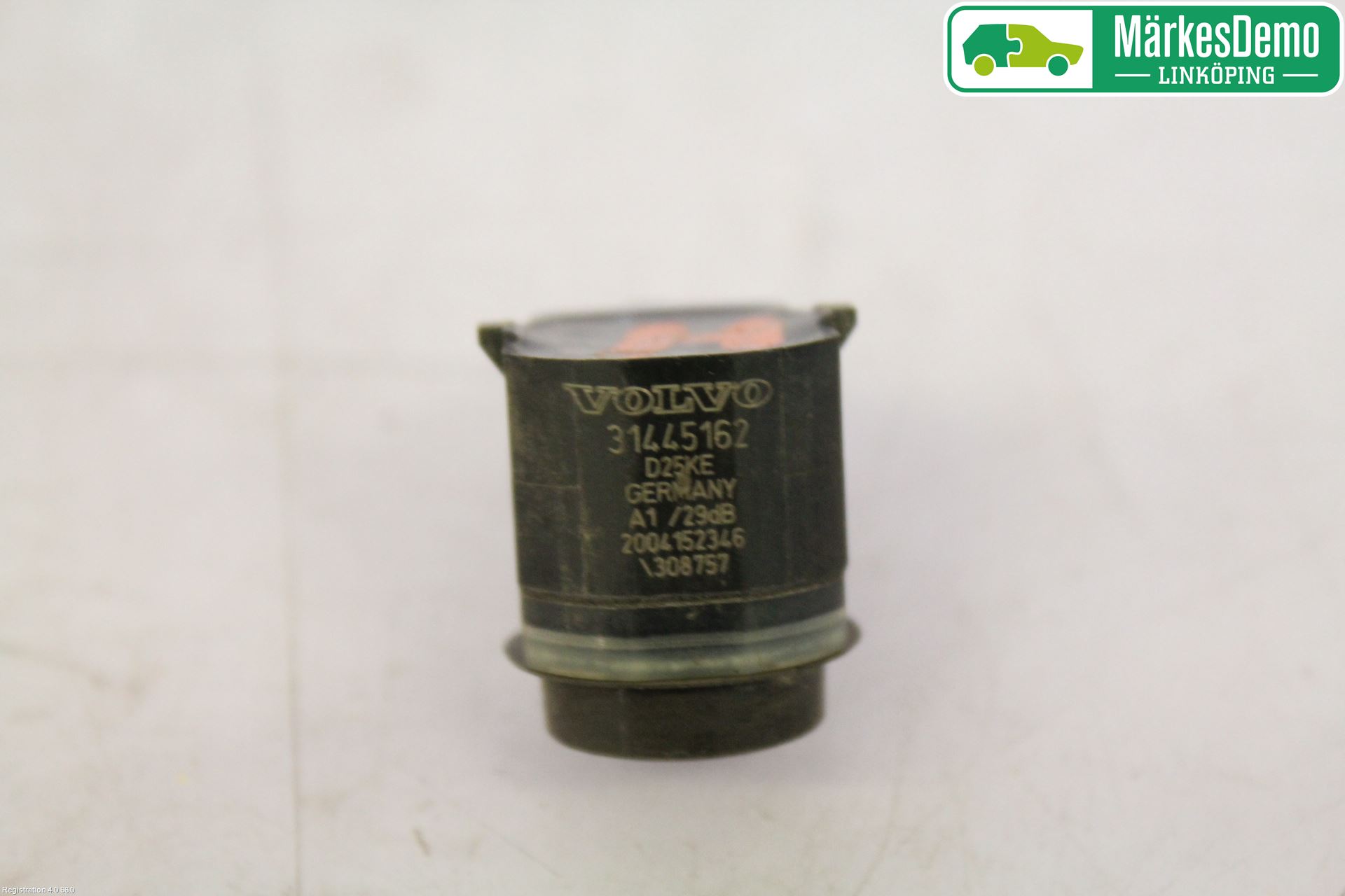 Volvo V40 12-19 Parkeringshjälp Backsensor