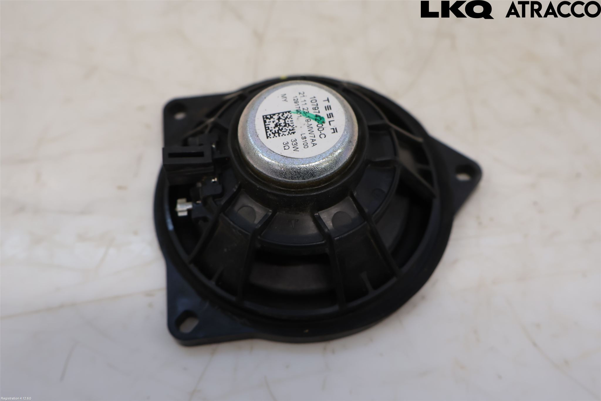 Tesla MODEL Y 21- Högtalare