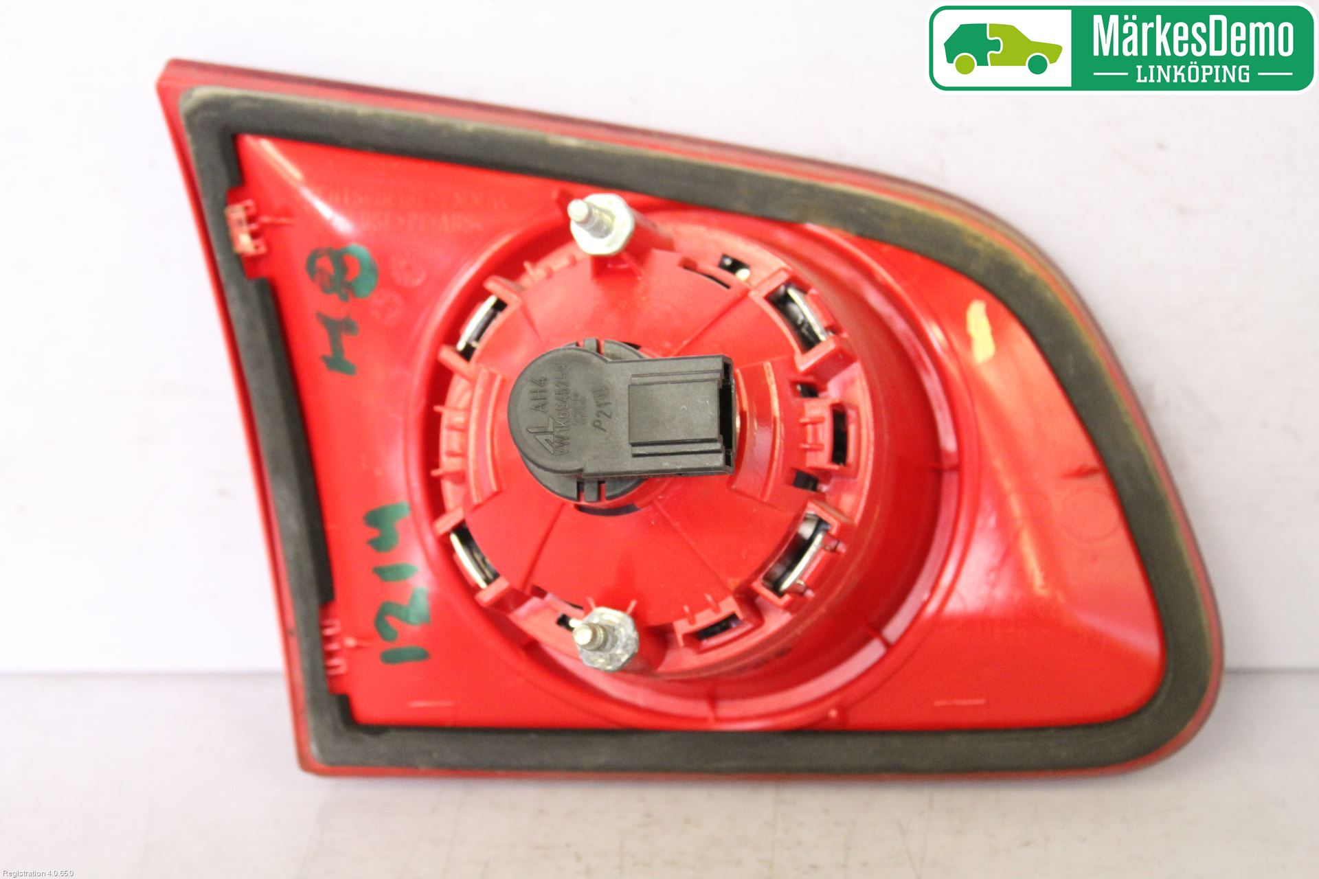 Volkswagen VW PASSAT 05-11 Bakljus Lucka Hö