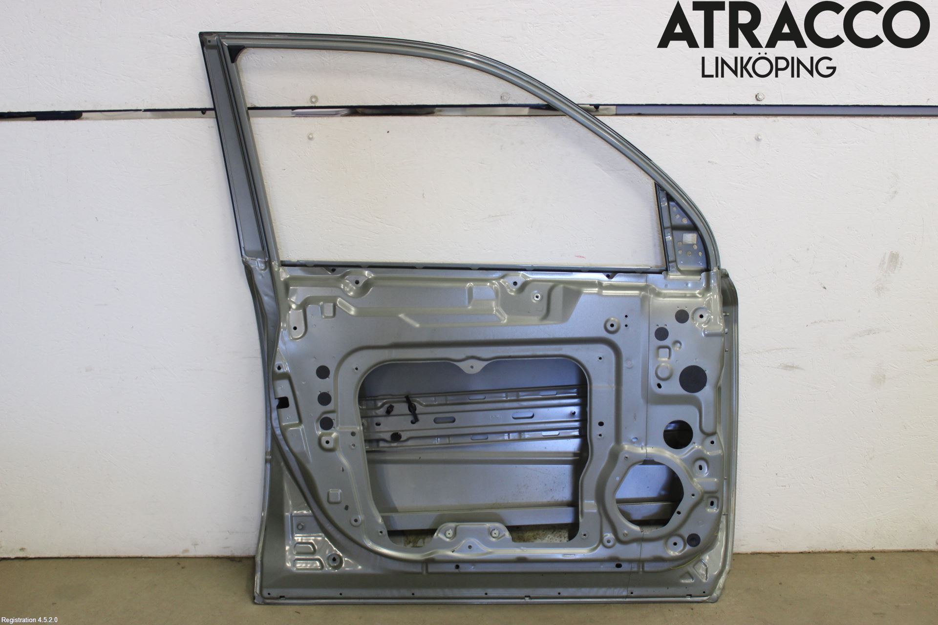 Nissan X-TRAIL 08-14 Dörr Fram Vänster