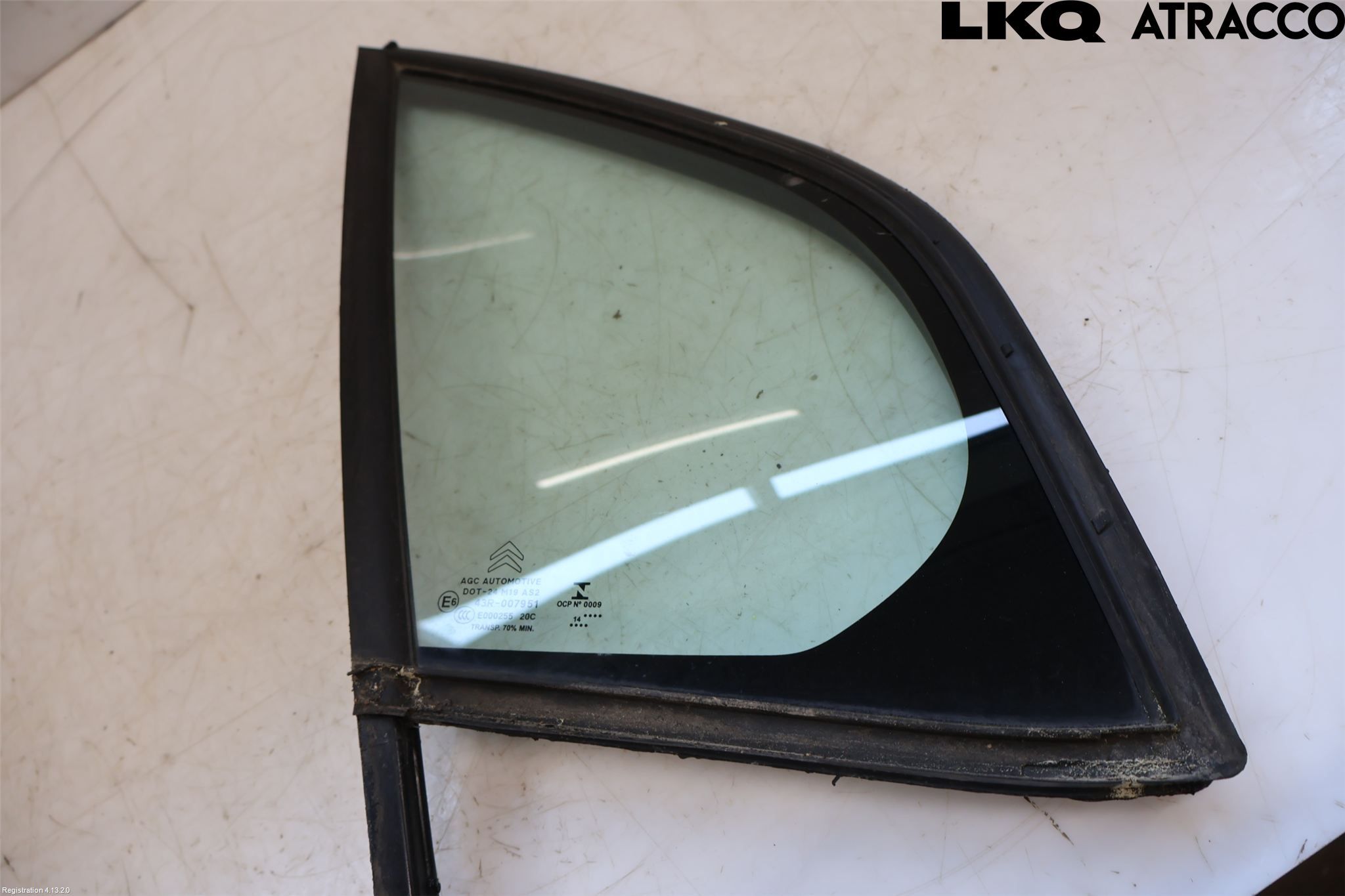 Citroen C3 10-17 Dörruta Fram Lilla Hö