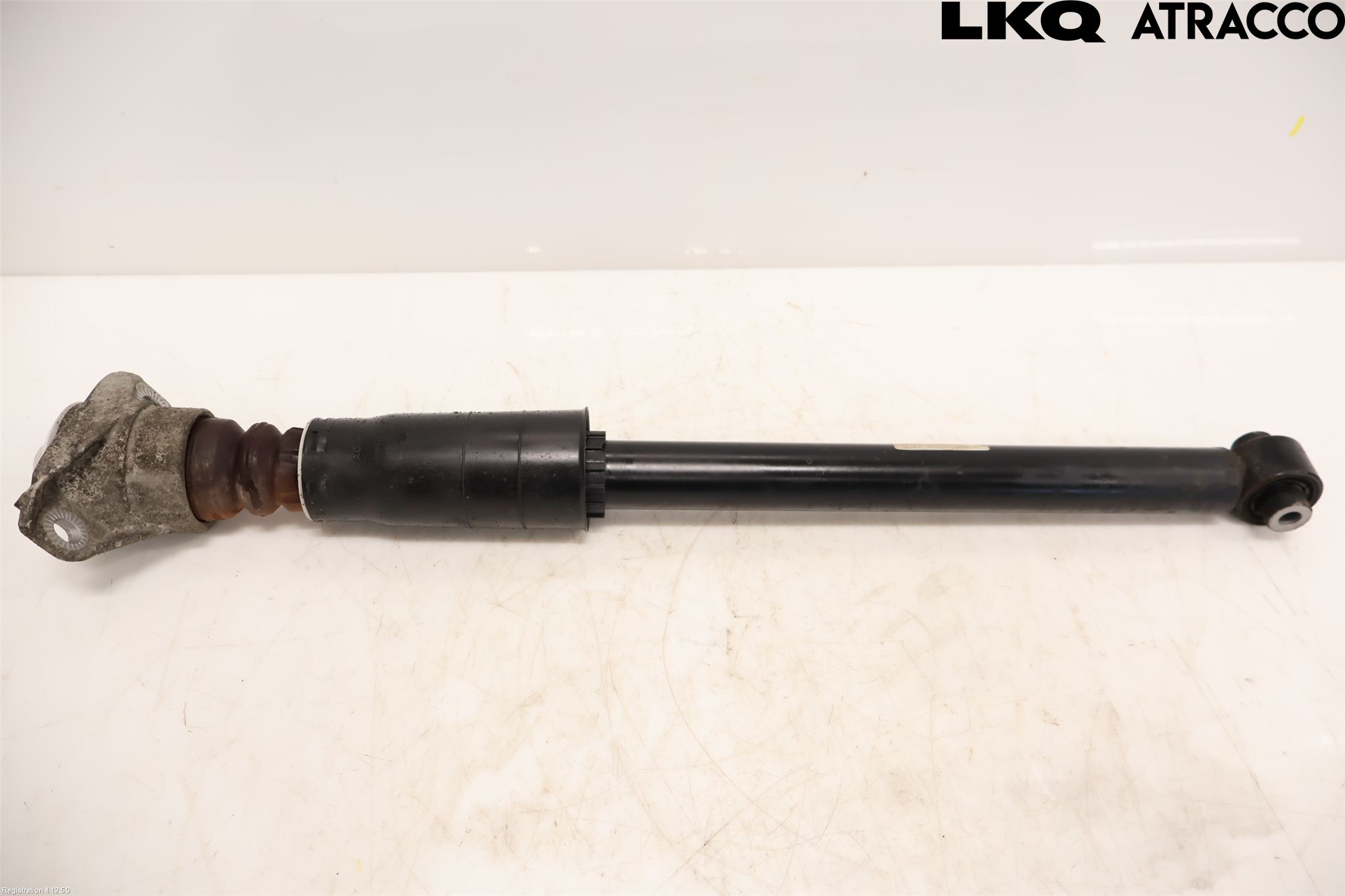 Audi A6 F2/C8 19- Stötdämpare Bak