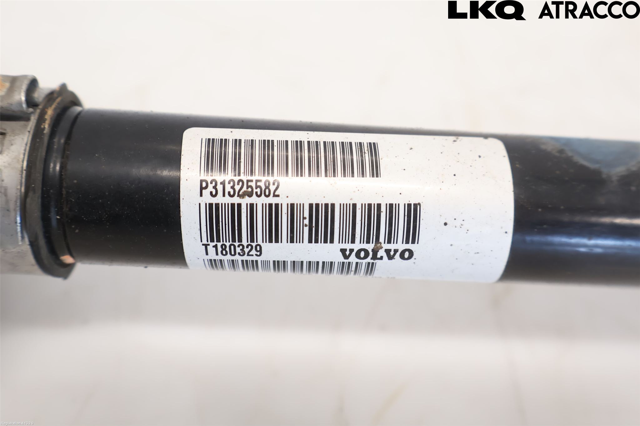 Volvo V90 17->> Drivaxel Fram Höger