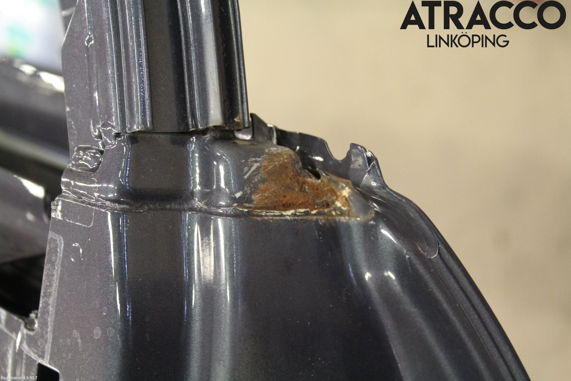 Ford KUGA 08-12 Dörr Fram Vänster