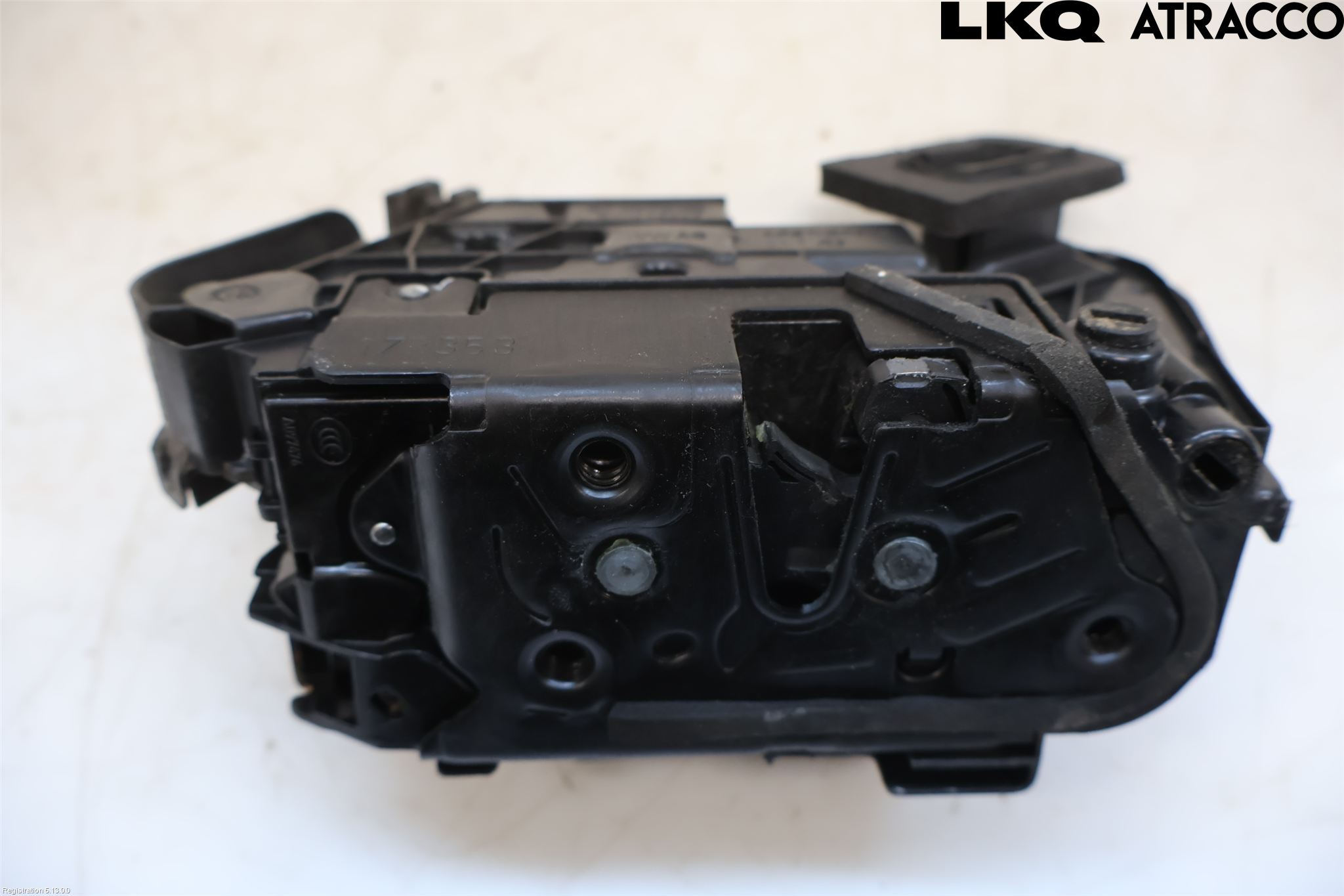 Volkswagen VW PASSAT 15-19 Låskista-Dörrlås