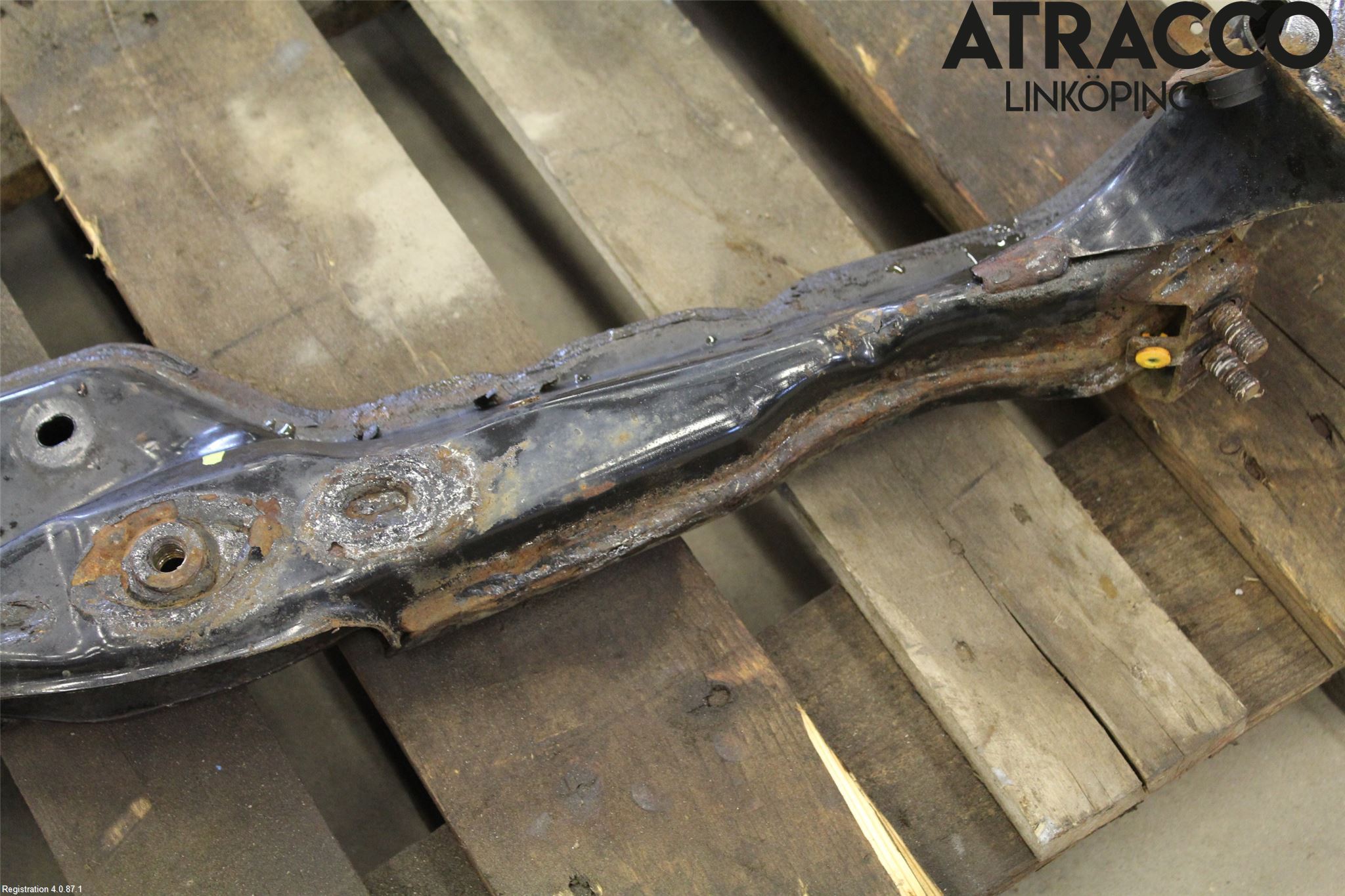 Volvo XC60 09-13 Framvagnsbalk