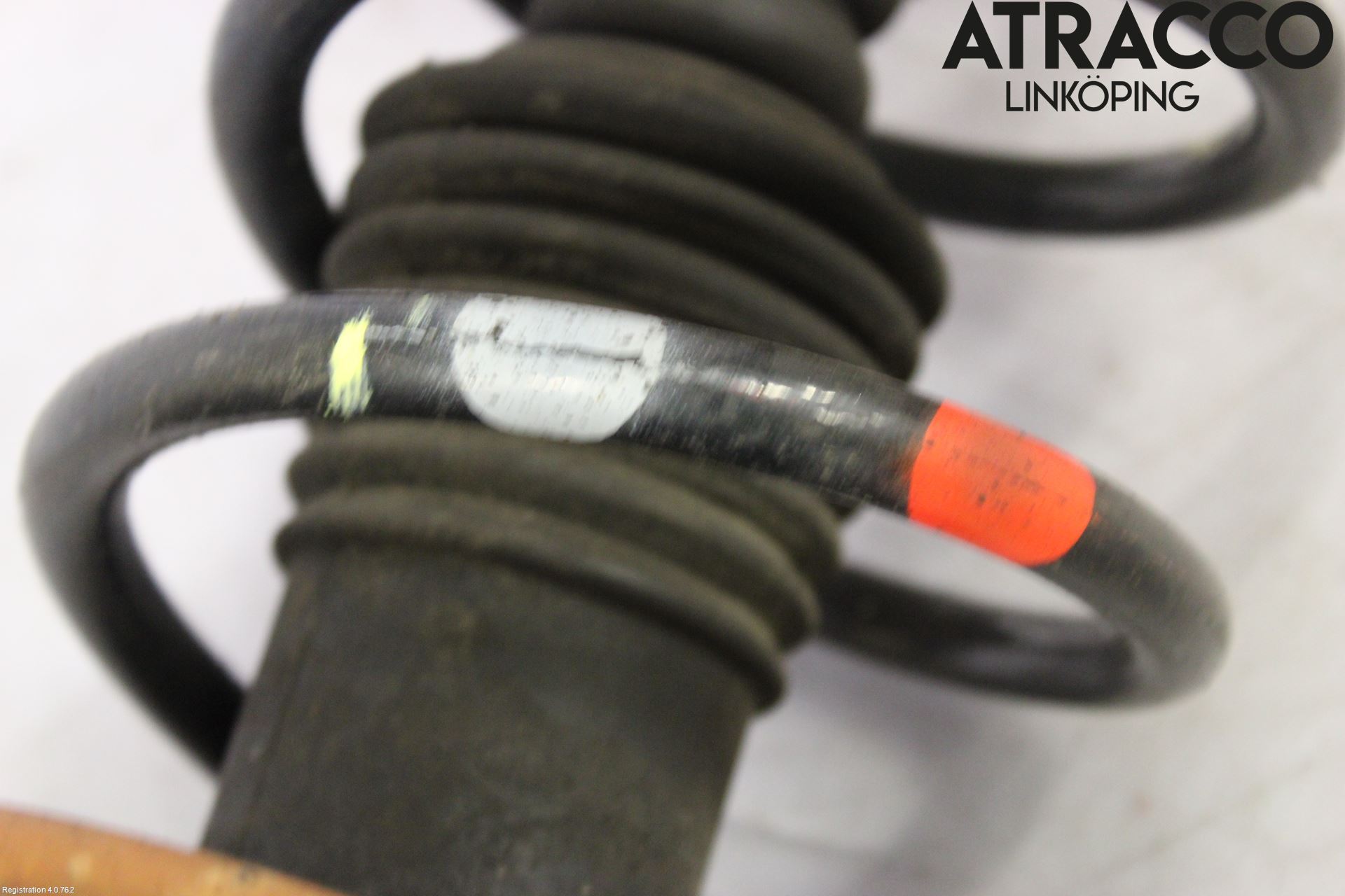 Dacia DUSTER 10-17 Fjäderben Fram Vänster