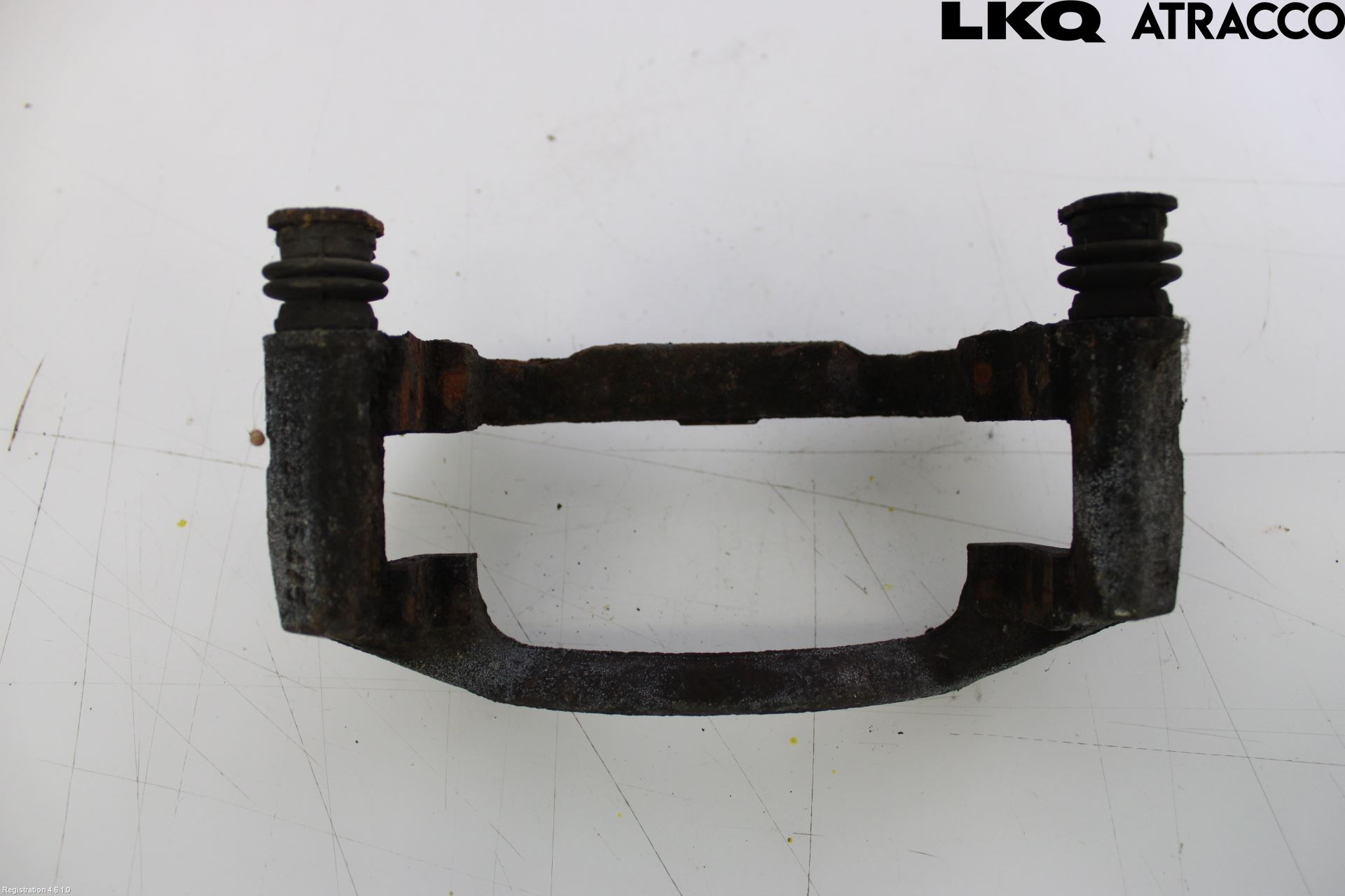 Mitsubishi COLT   04-08 Bromsokshållare