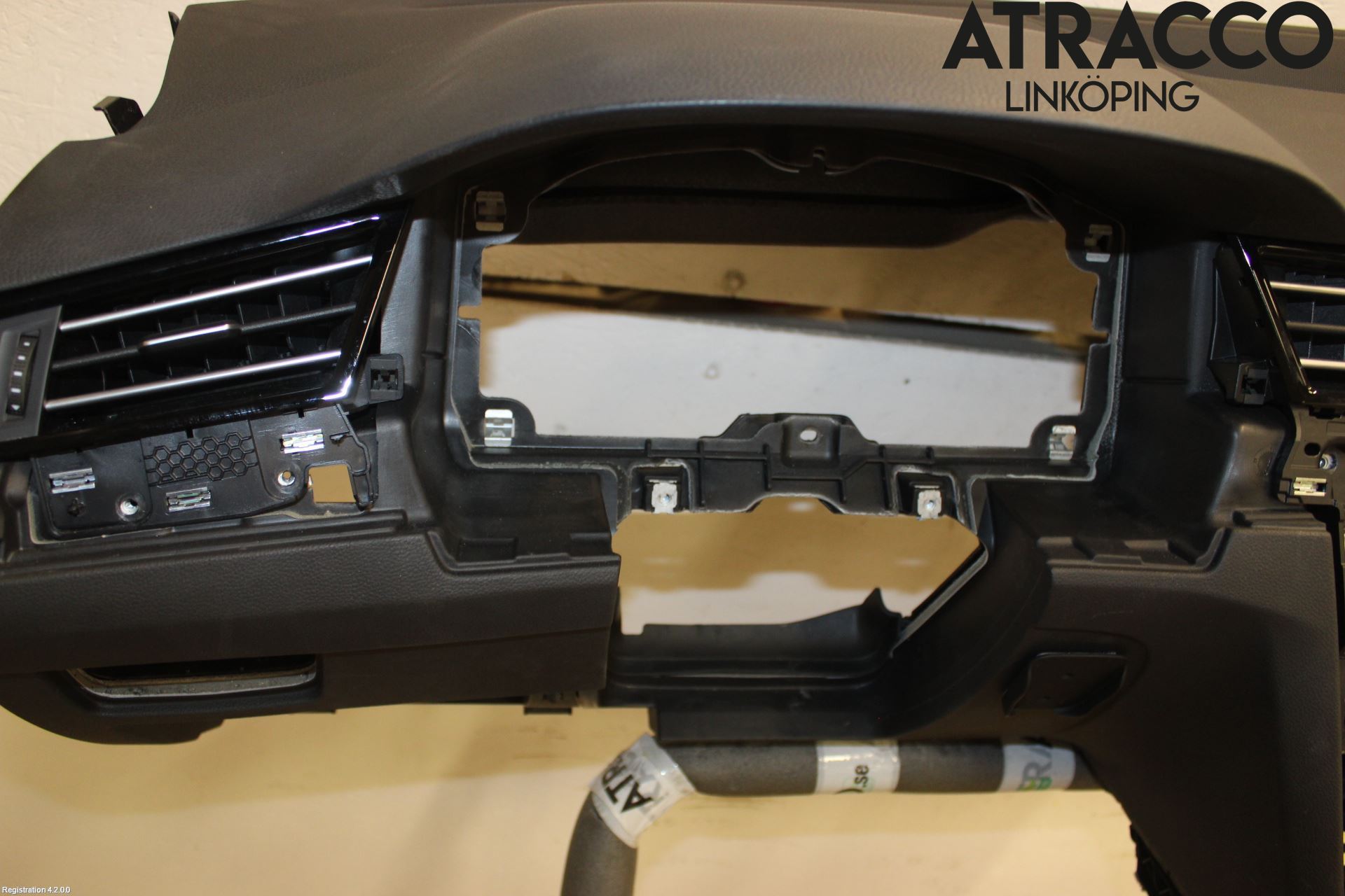 Volkswagen VW PASSAT 15-19 Instrumentbräda