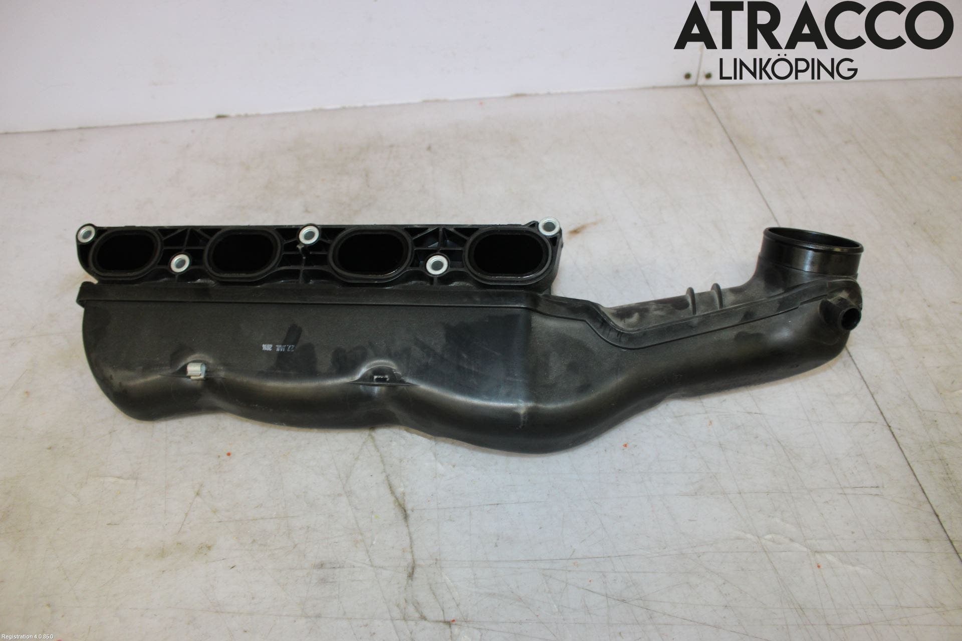 BMW 5 F10/F11/F18 09-17 Grenrör Insug