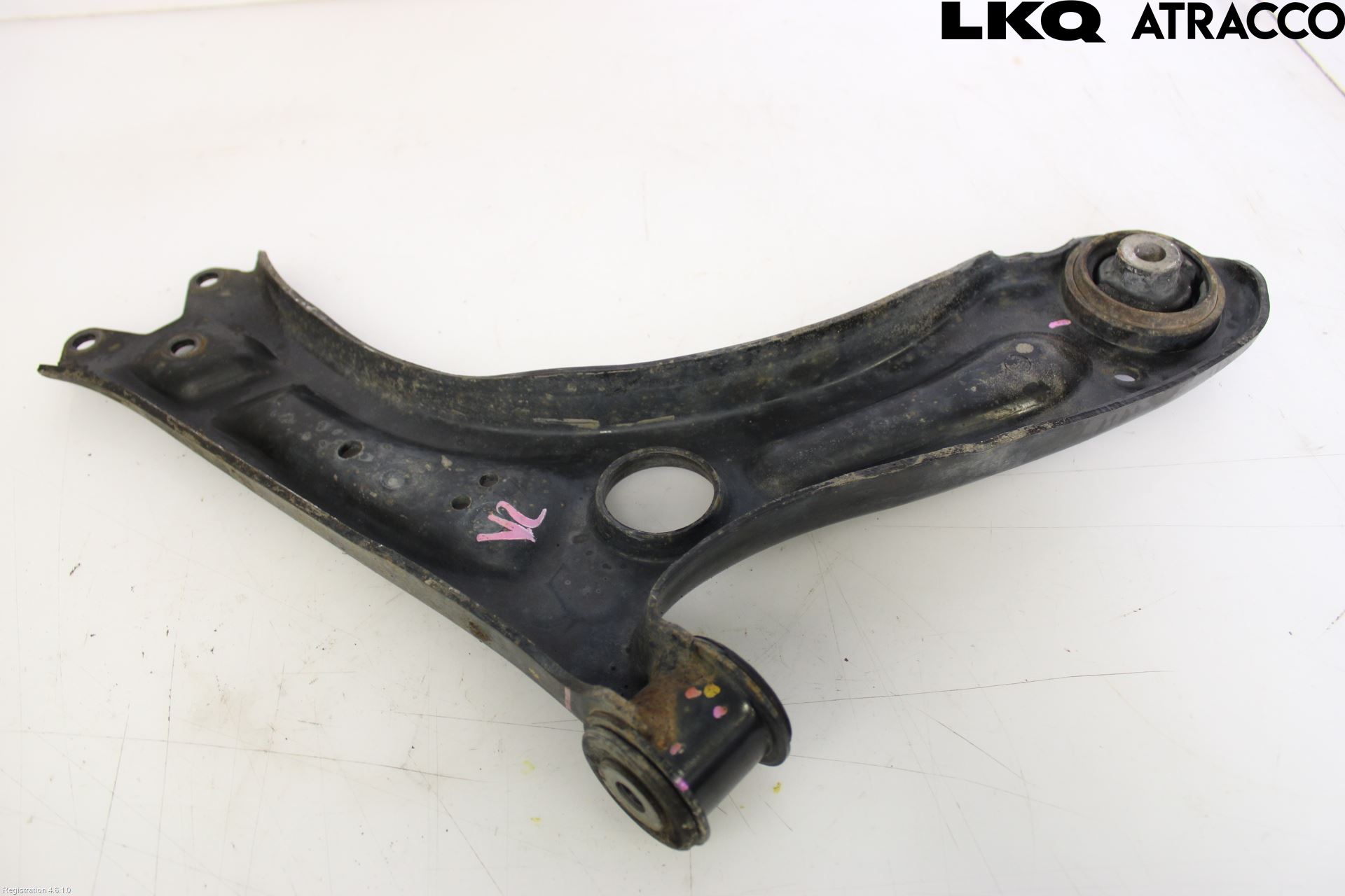 Volkswagen VW JETTA VI 11- Bärarm Fram Undre Vä