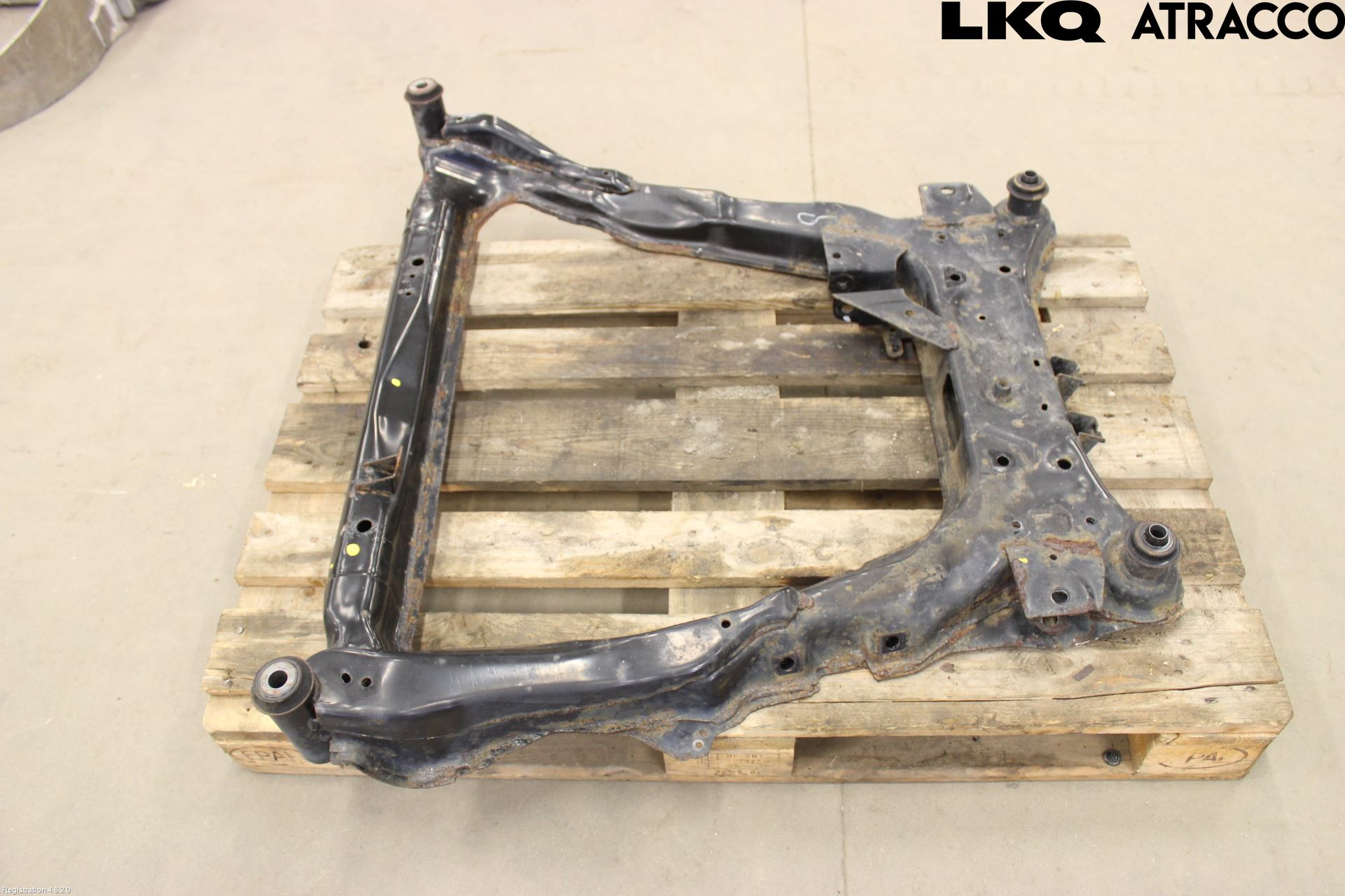 Nissan X-TRAIL 14-21 Framvagnsbalk