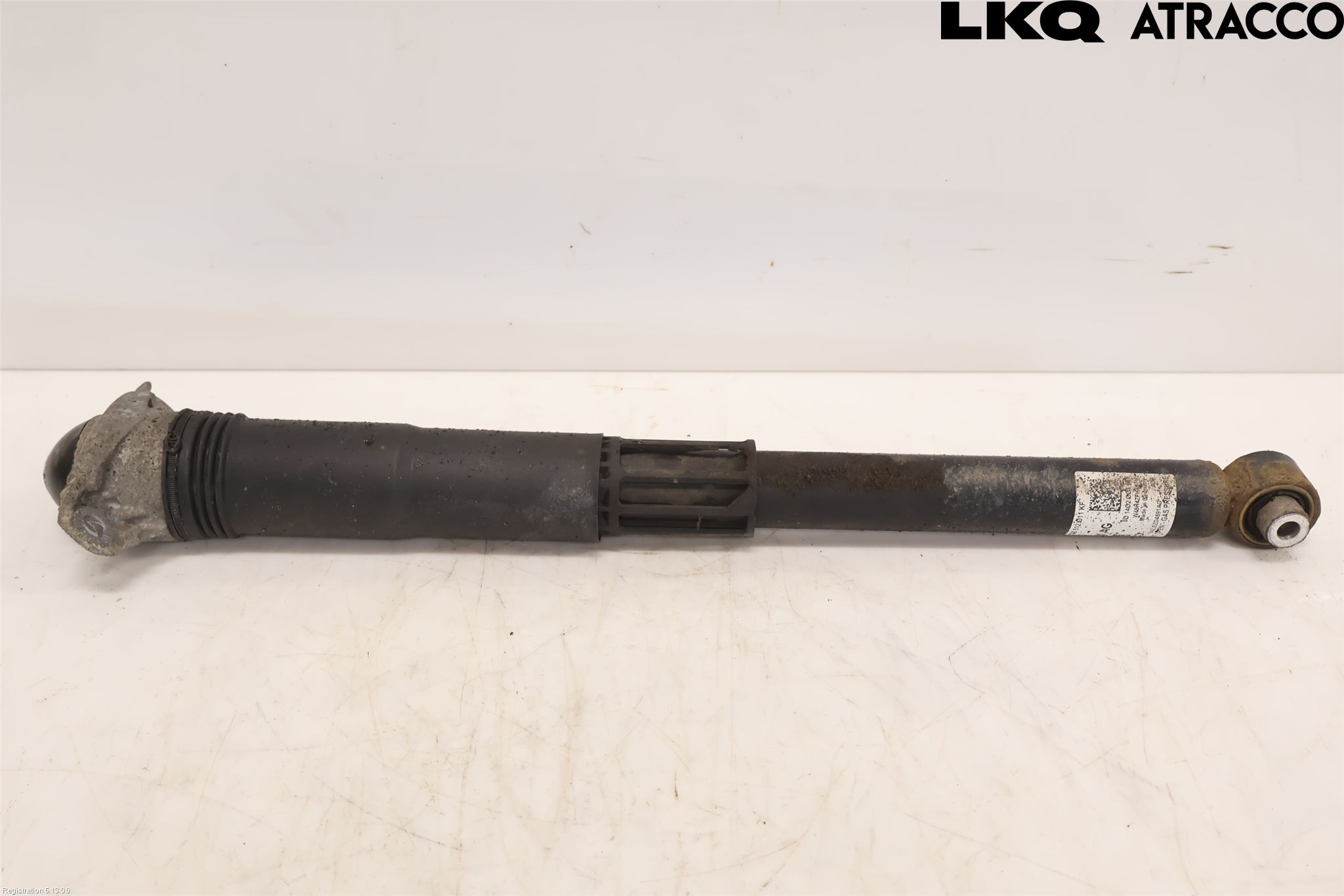 Volkswagen VW PASSAT 15-19 Stötdämpare Bak